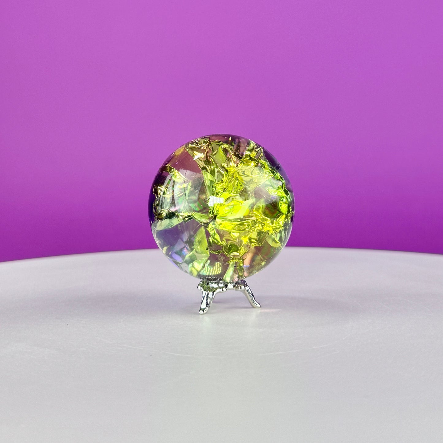 Crackle Glass Sphere (Includes Silver Metal Stand)