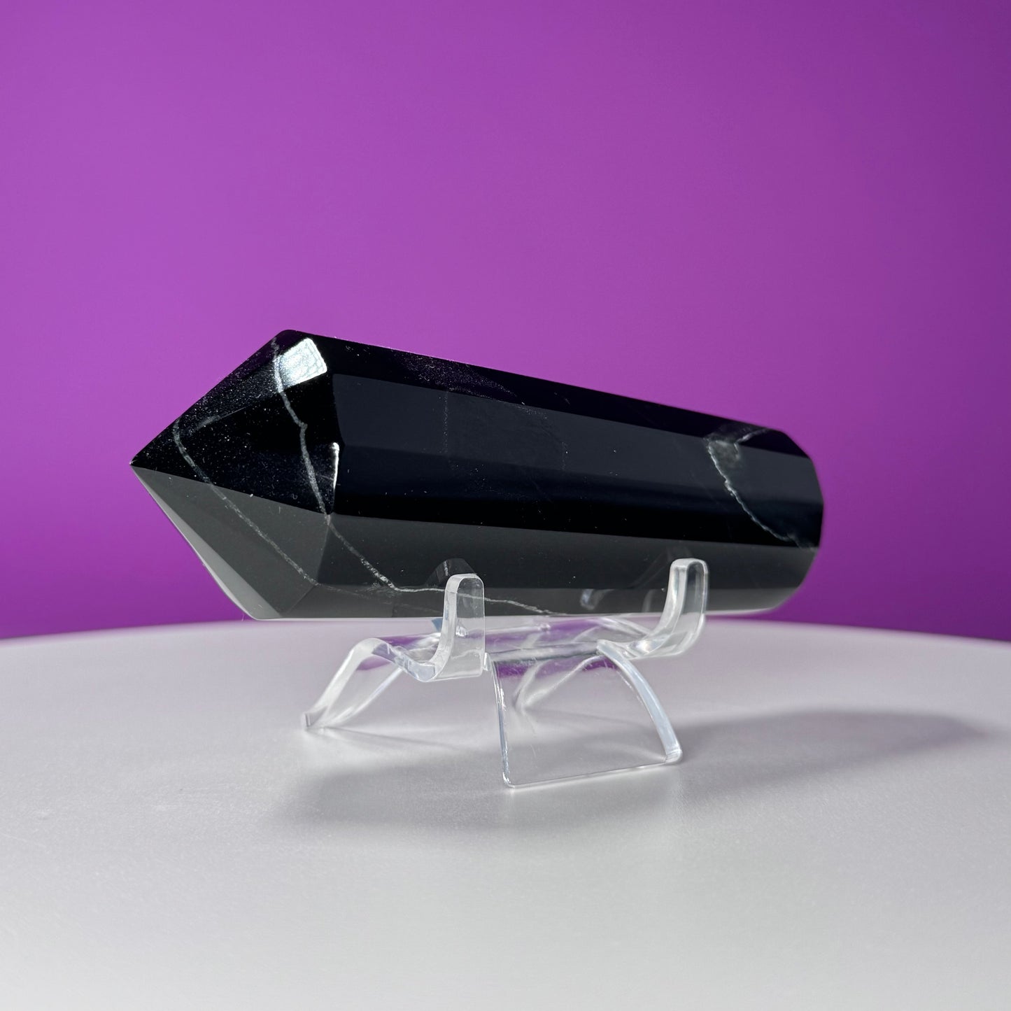 Black Nephrite Jade Vogel (Includes Acrylic Stand) (Western Australia)