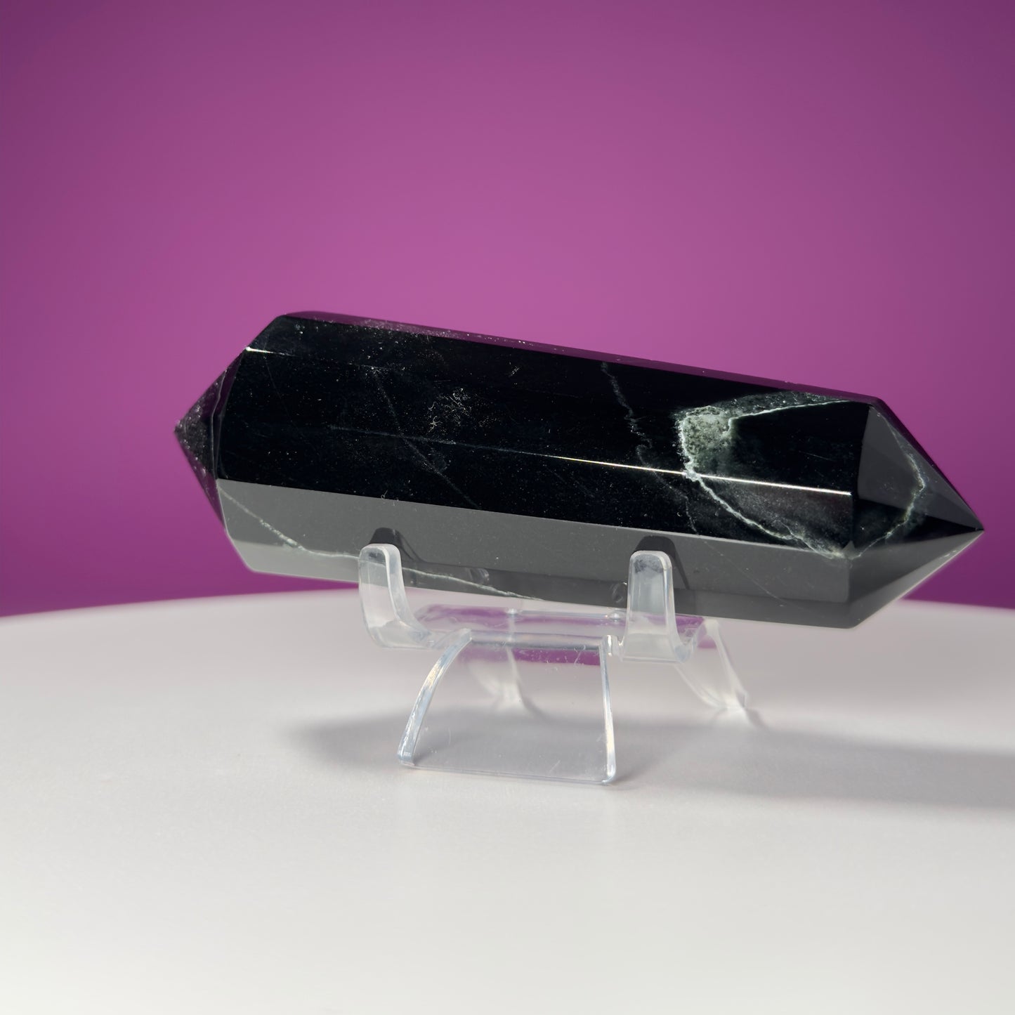 Black Nephrite Jade Vogel (Includes Acrylic Stand) (Western Australia)