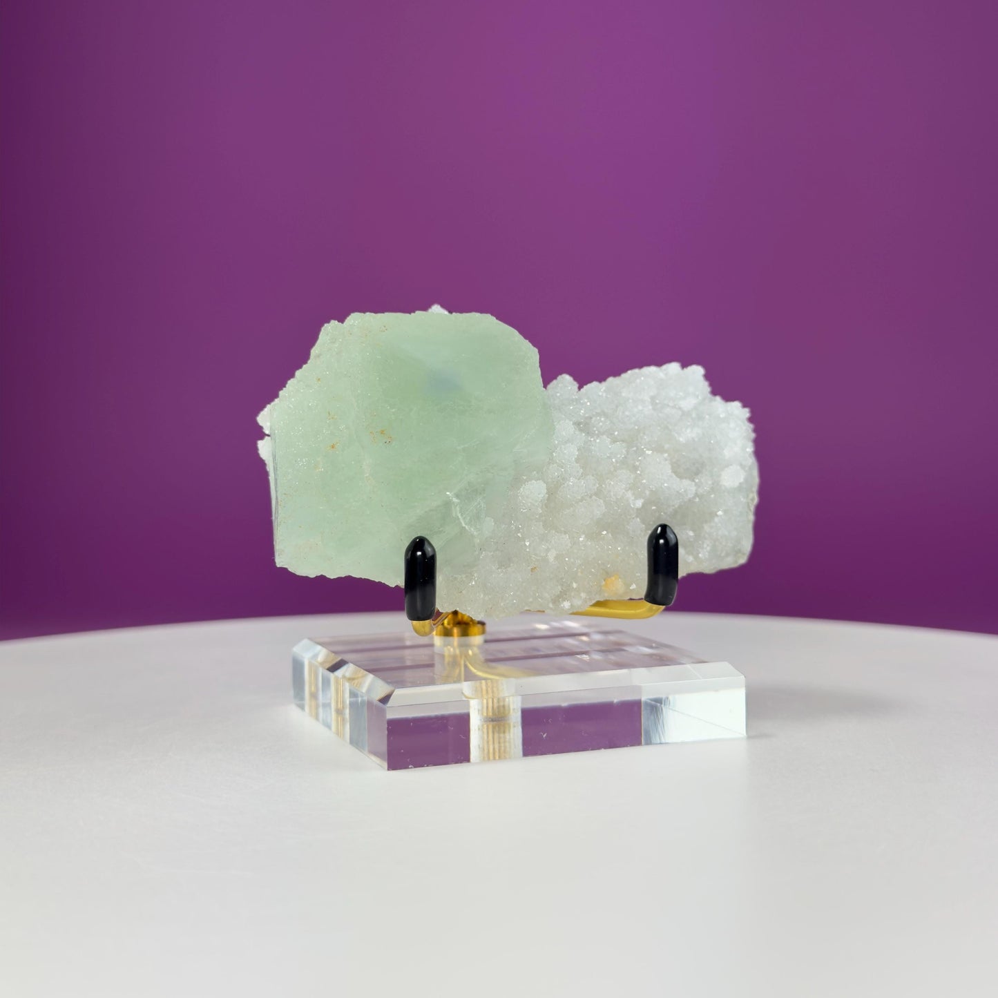 Fluorite (Manaoshan Mine, Hunan, China), (Includes Gold Metal/Acrylic Stand), UV Reactive