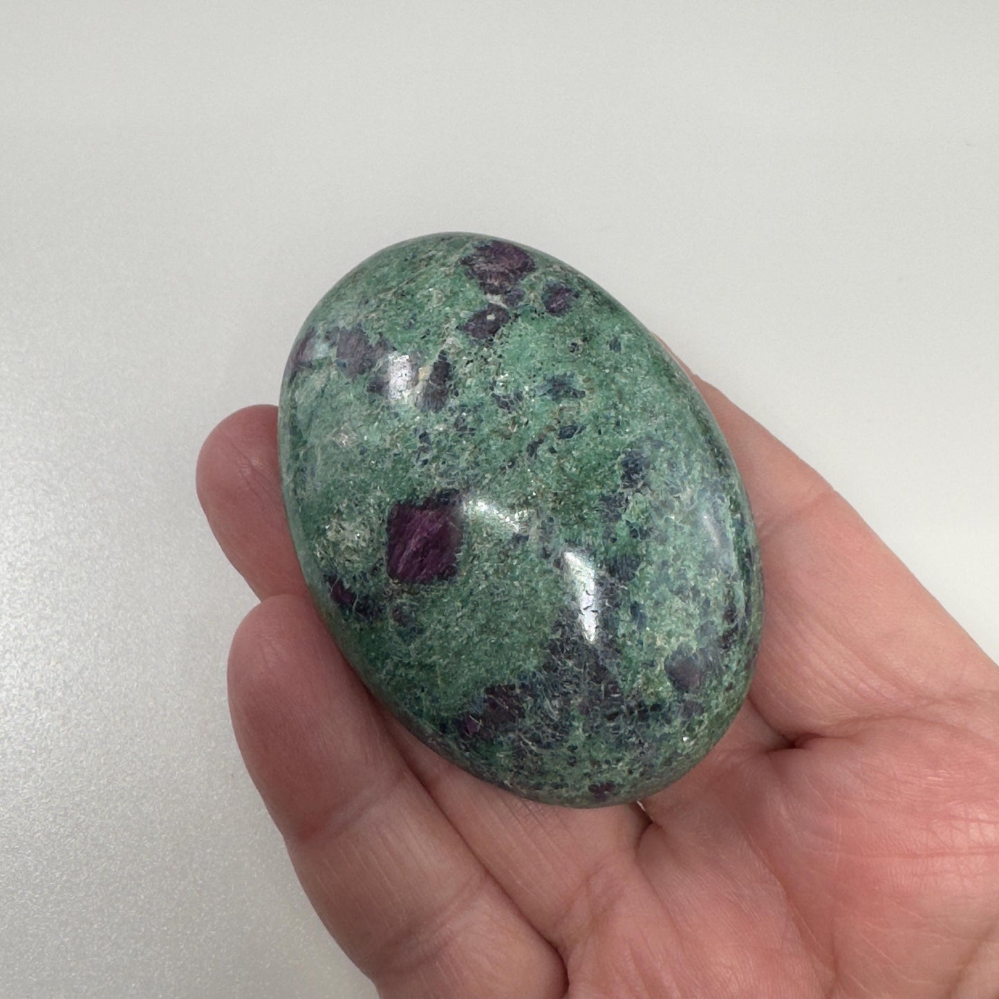 Ruby Zoisite Palm/Soap Stones, UV Reactive