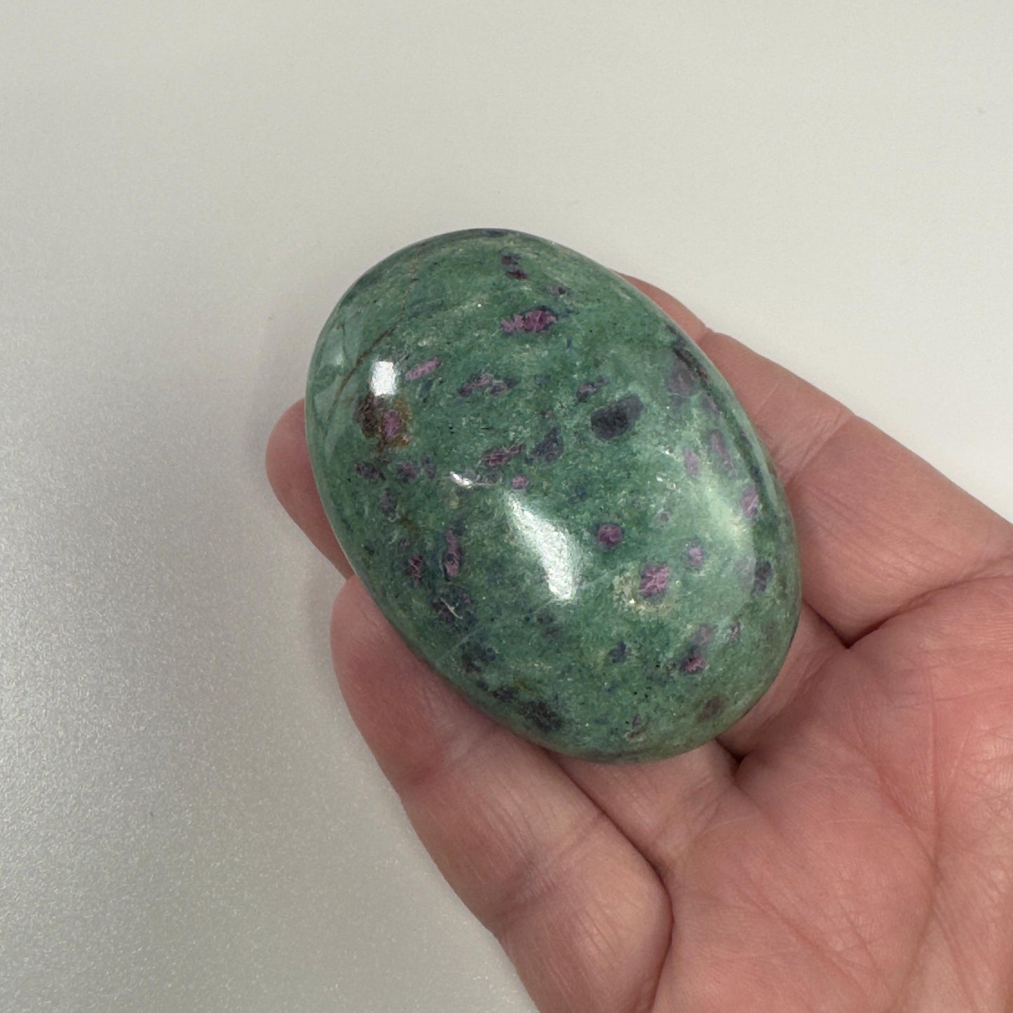 Ruby Zoisite Palm/Soap Stones, UV Reactive