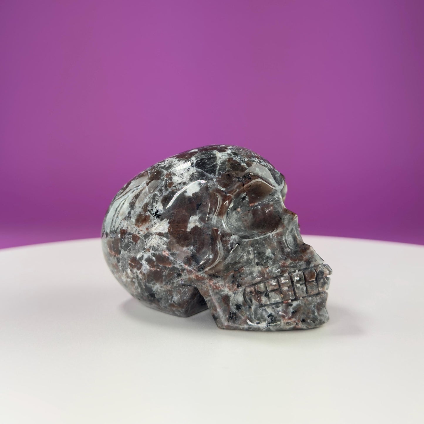 Yooperlite Skull Carving, UV Reactive