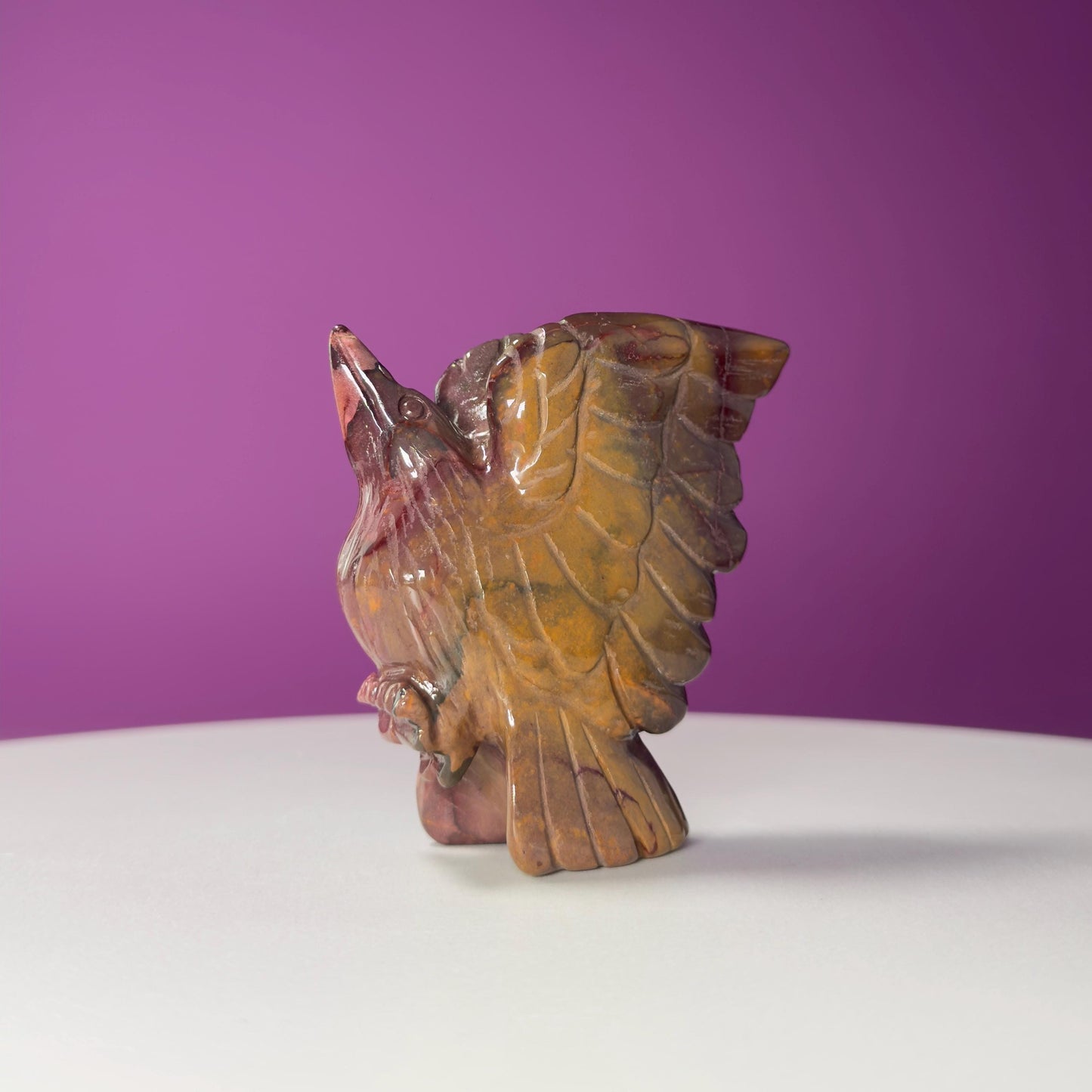 Mookaite Jasper Hummingbird Carving, Crystal Animal Carving, Balance & Strength Stone