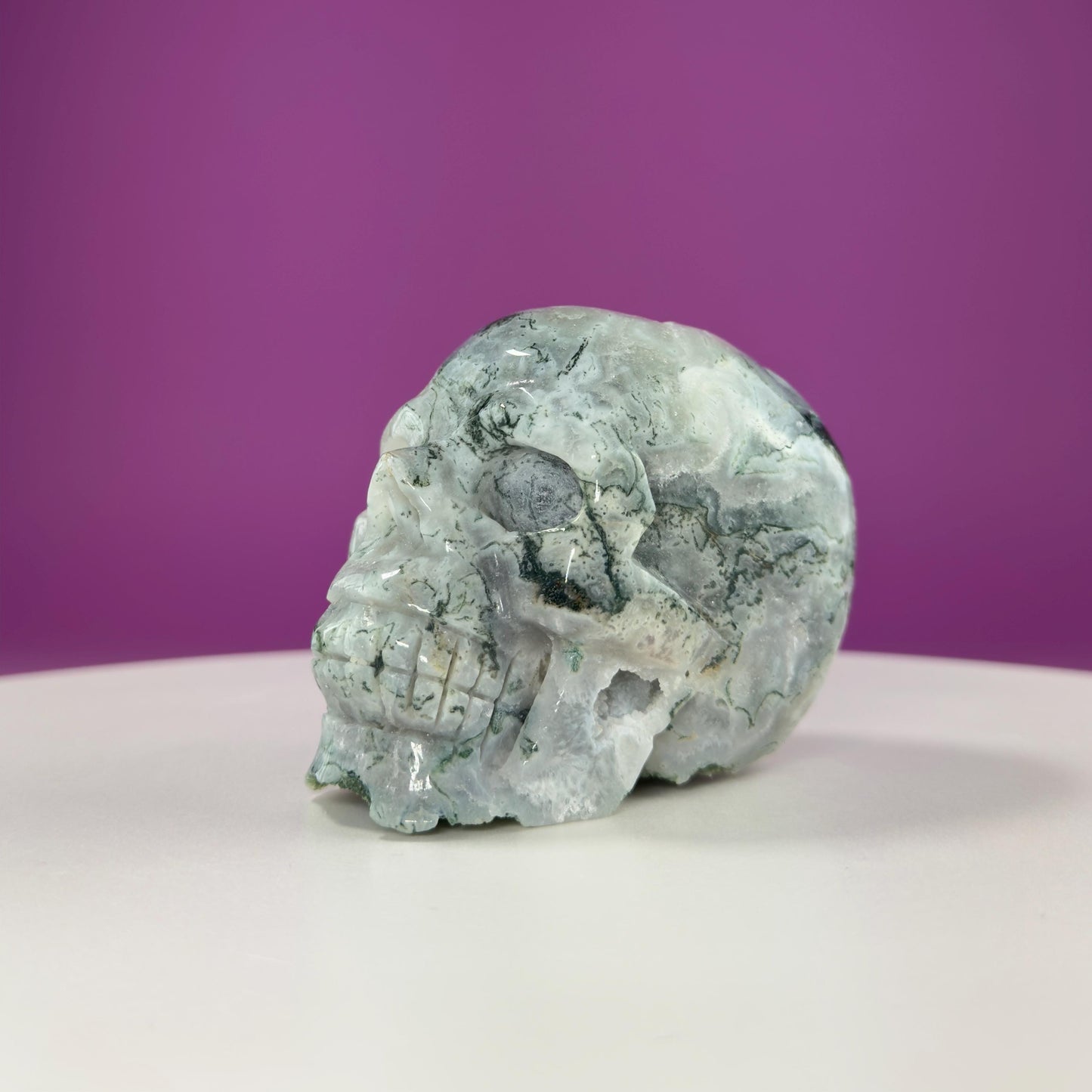 Moss Agate Skull Carving, Druzy Pockets