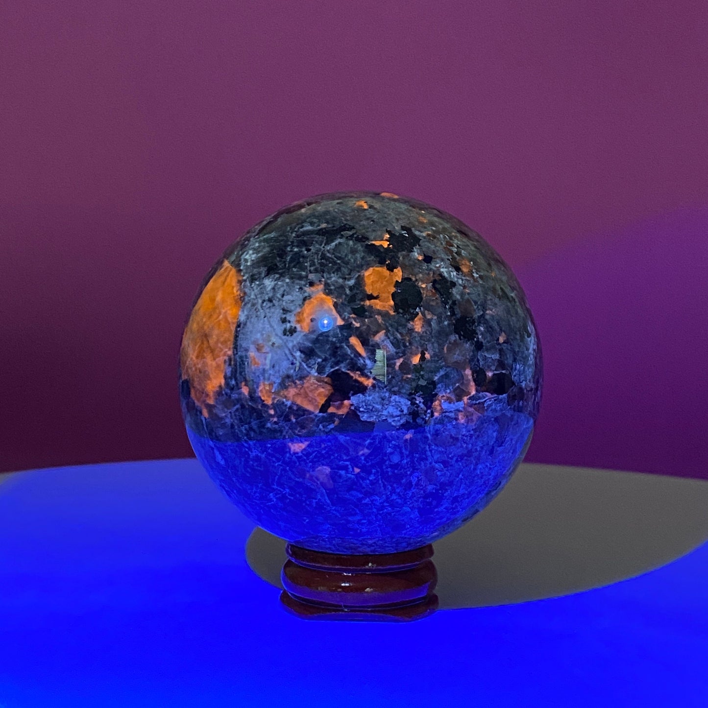 Yooperlite Sphere (Includes Wood Stand)