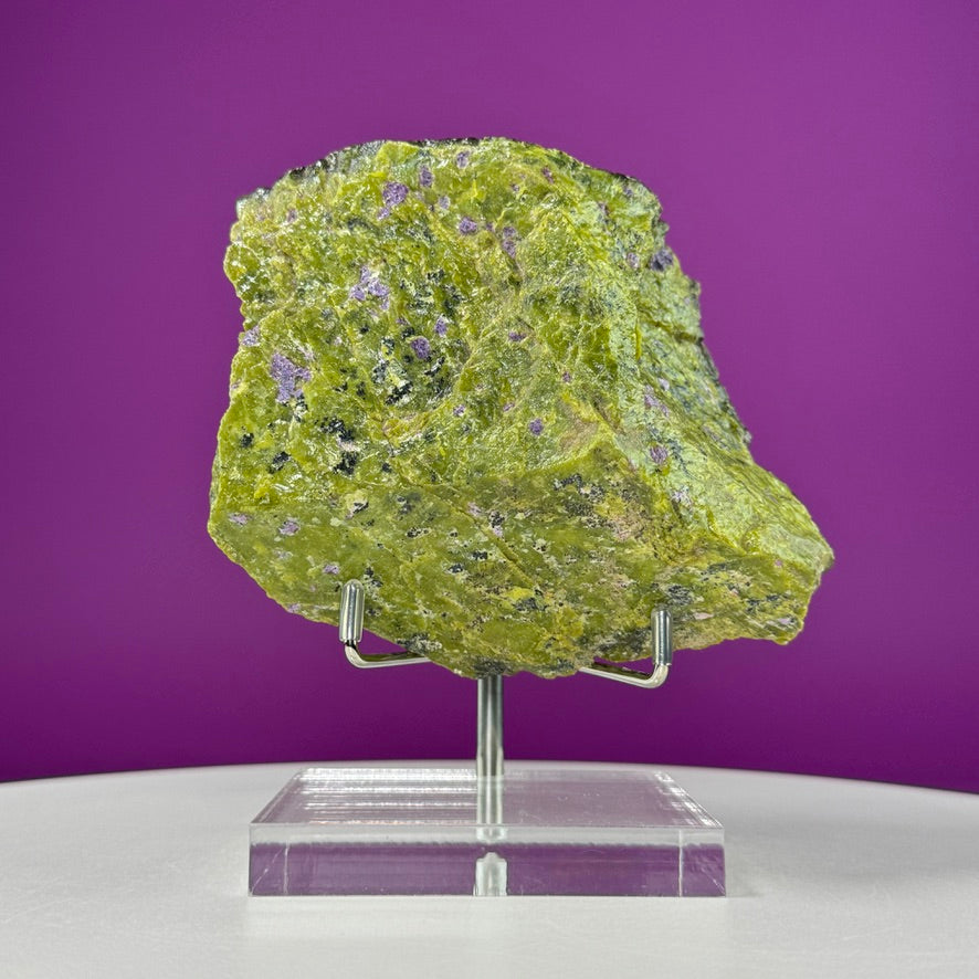 Atlantisite Specimen – 799g | Tasmania Australia Serpentine & Stichtite Crystal with Stand
