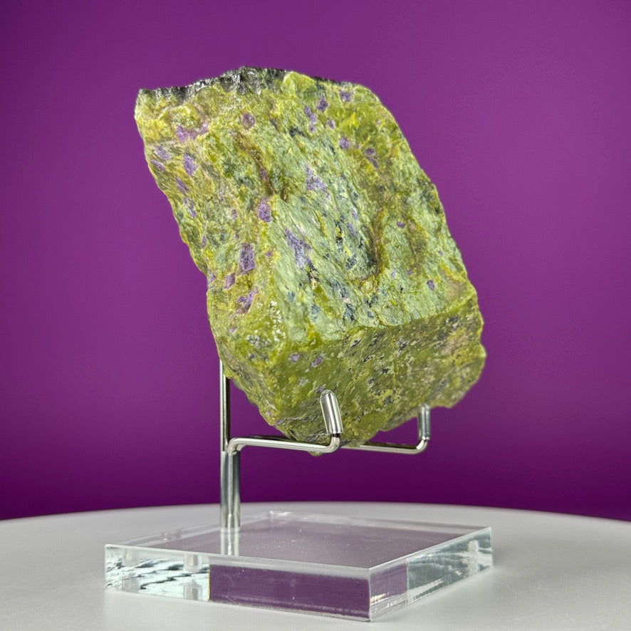 Atlantisite Specimen – 799g | Tasmania Australia Serpentine & Stichtite Crystal with Stand