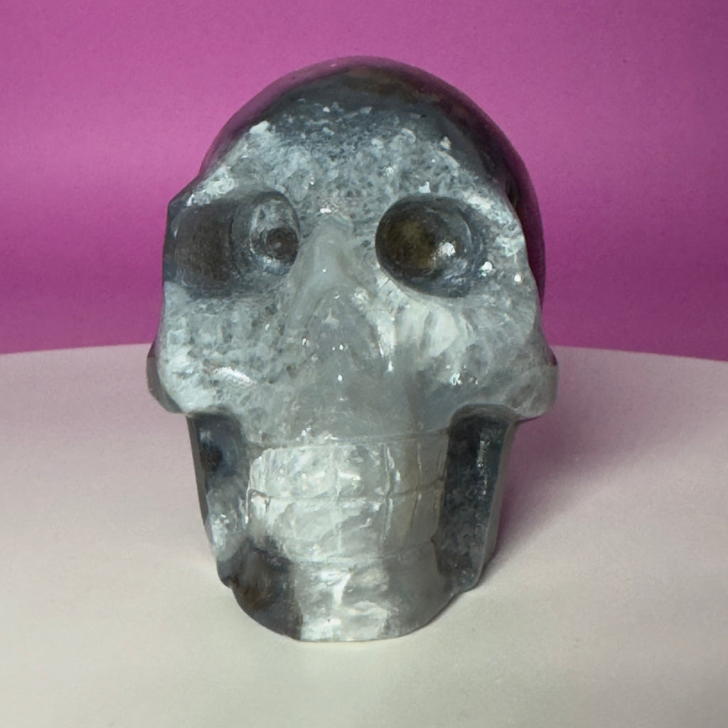 Volcanic Agate Skull – UV Reactive Green Glow – 501g