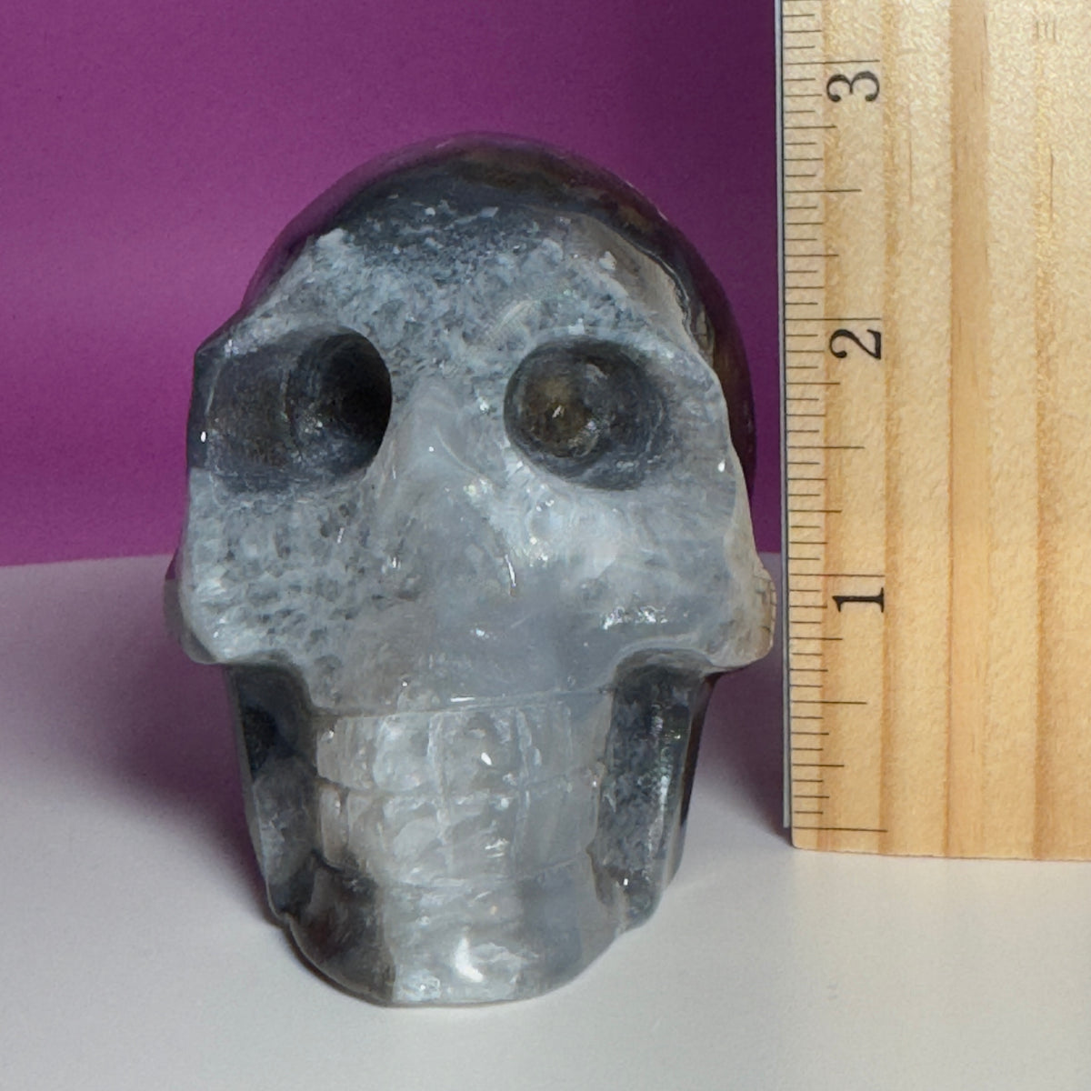 Volcanic Agate Skull – UV Reactive Green Glow – 501g