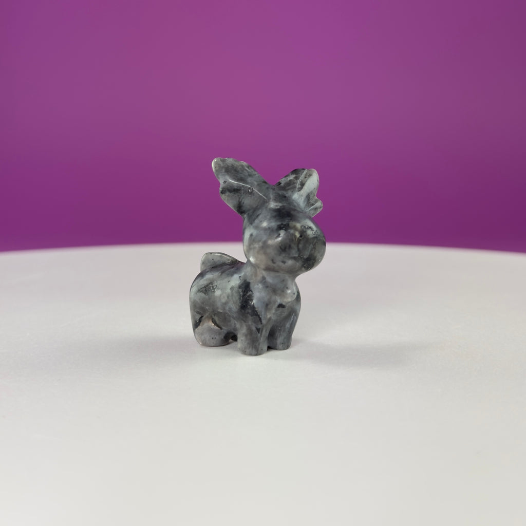 Mini Crystal Reindeer Carvings – Choice of Stone