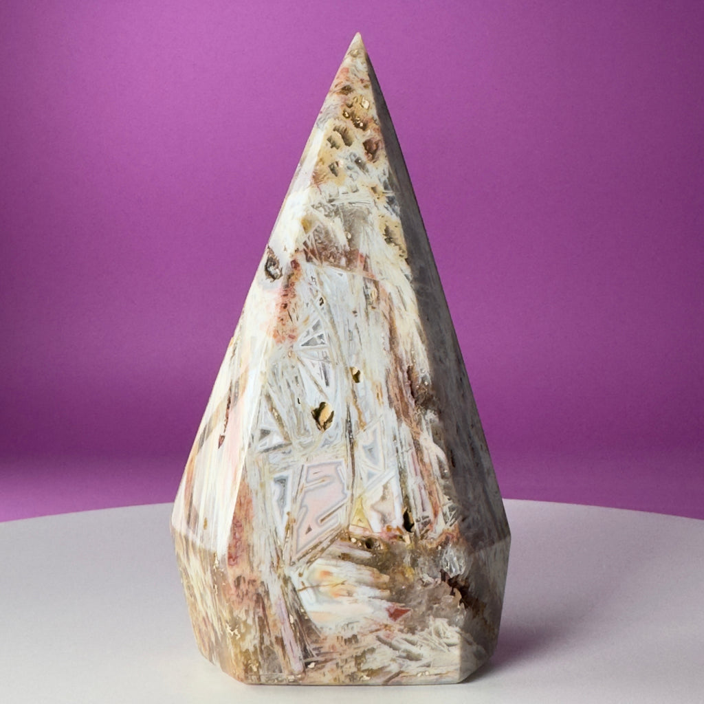Brazilian Sagenite Agate Diamond Flame – 408g Crystal Carving
