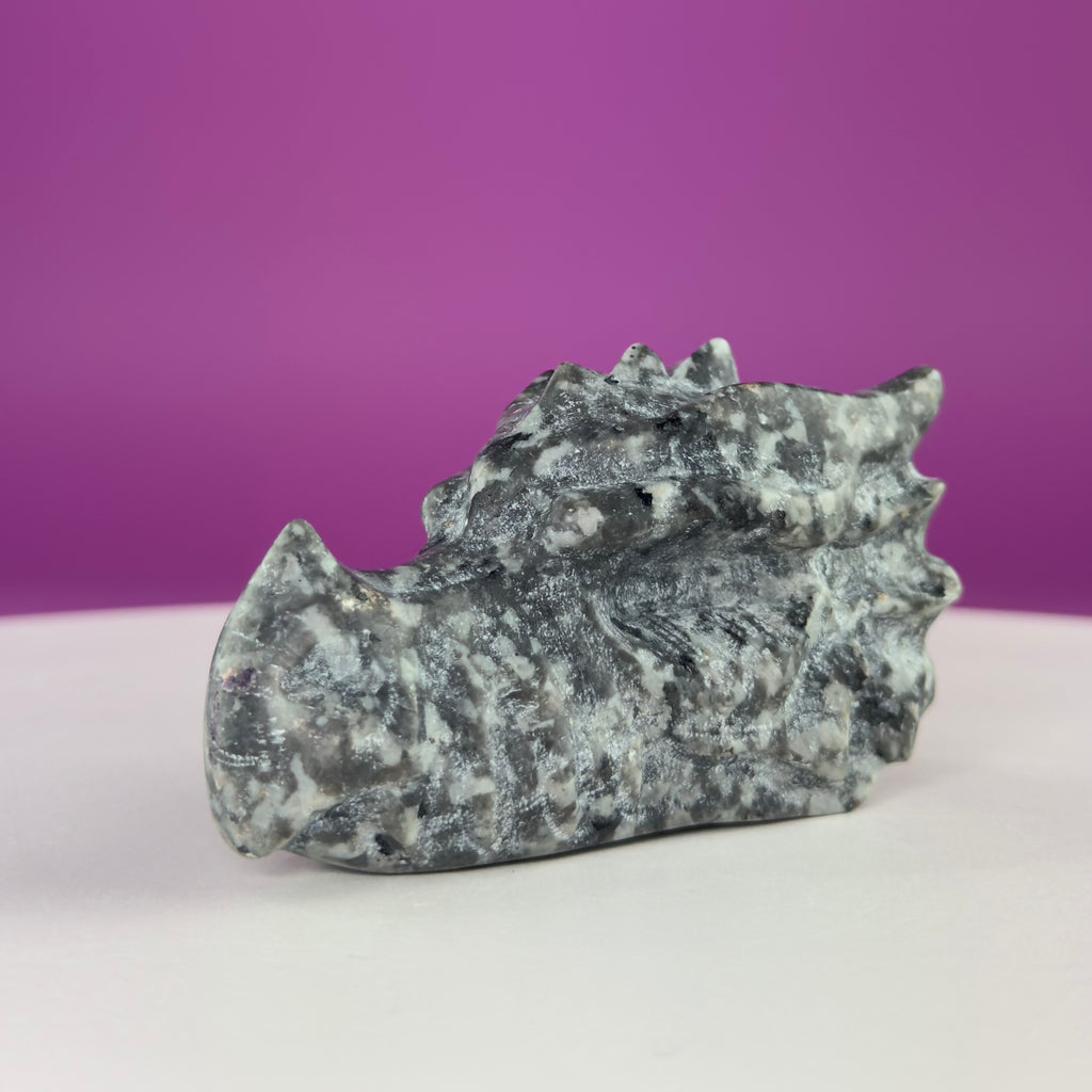Yooperlite Dragon Skull Carving | UV Reactive Crystal | 138g