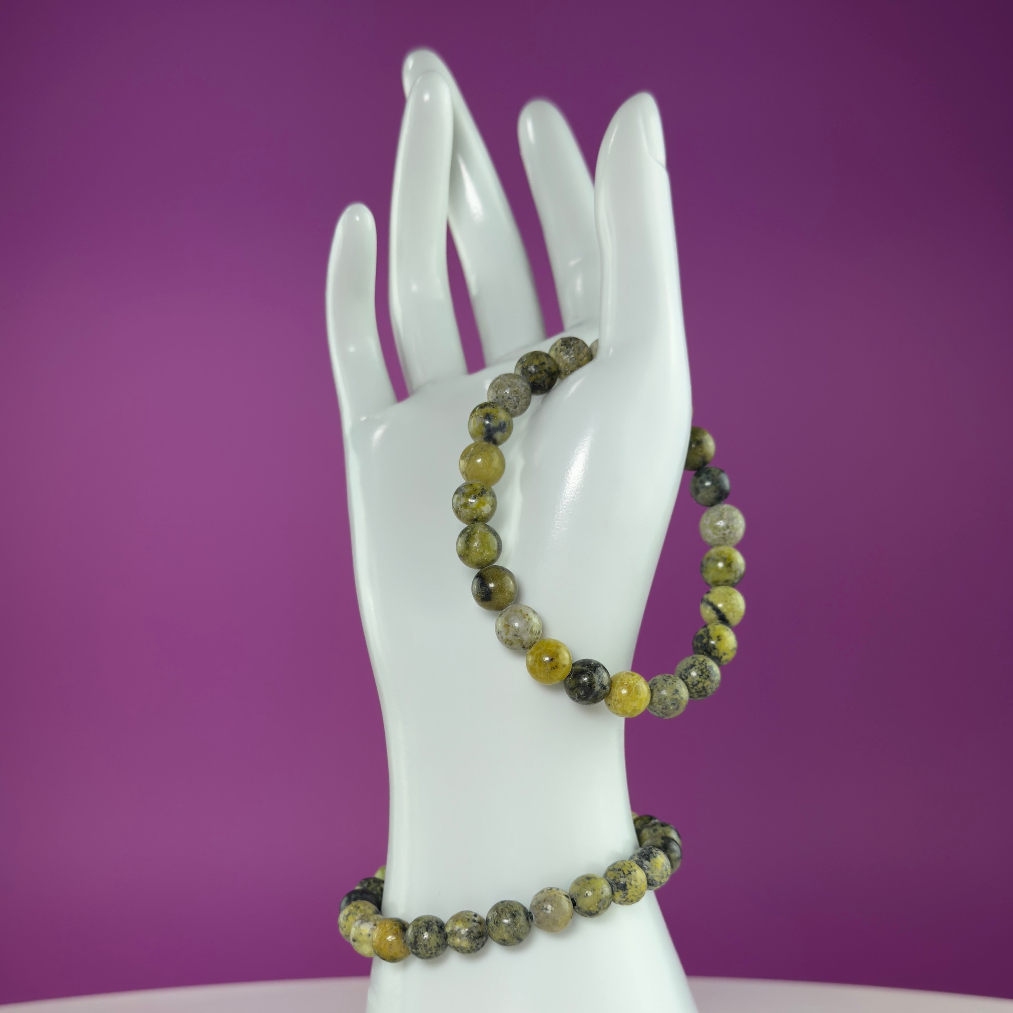 Serpentine 8mm Beaded Bracelet – Grounding & Protection Crystal