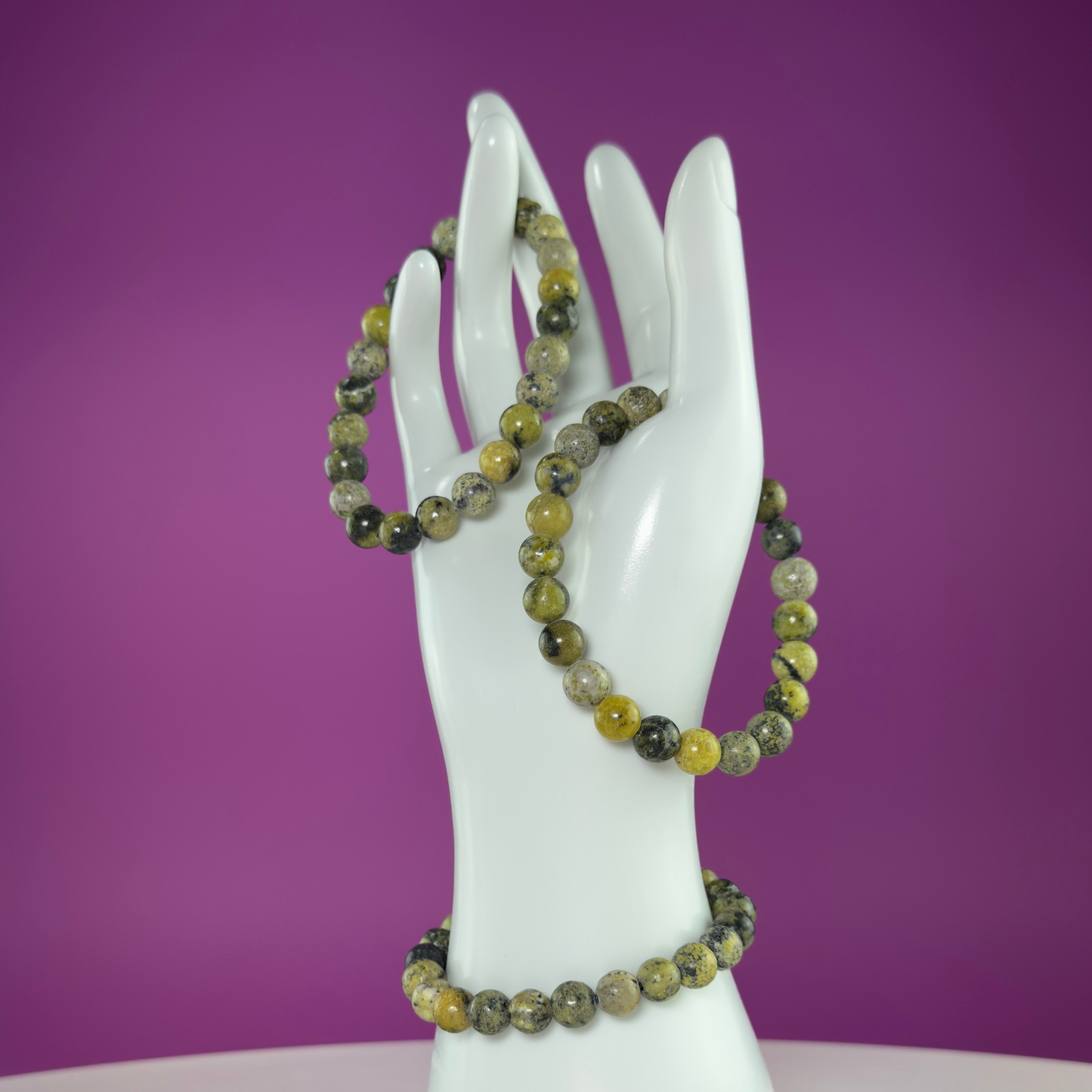 Serpentine 8mm Beaded Bracelet – Grounding & Protection Crystal