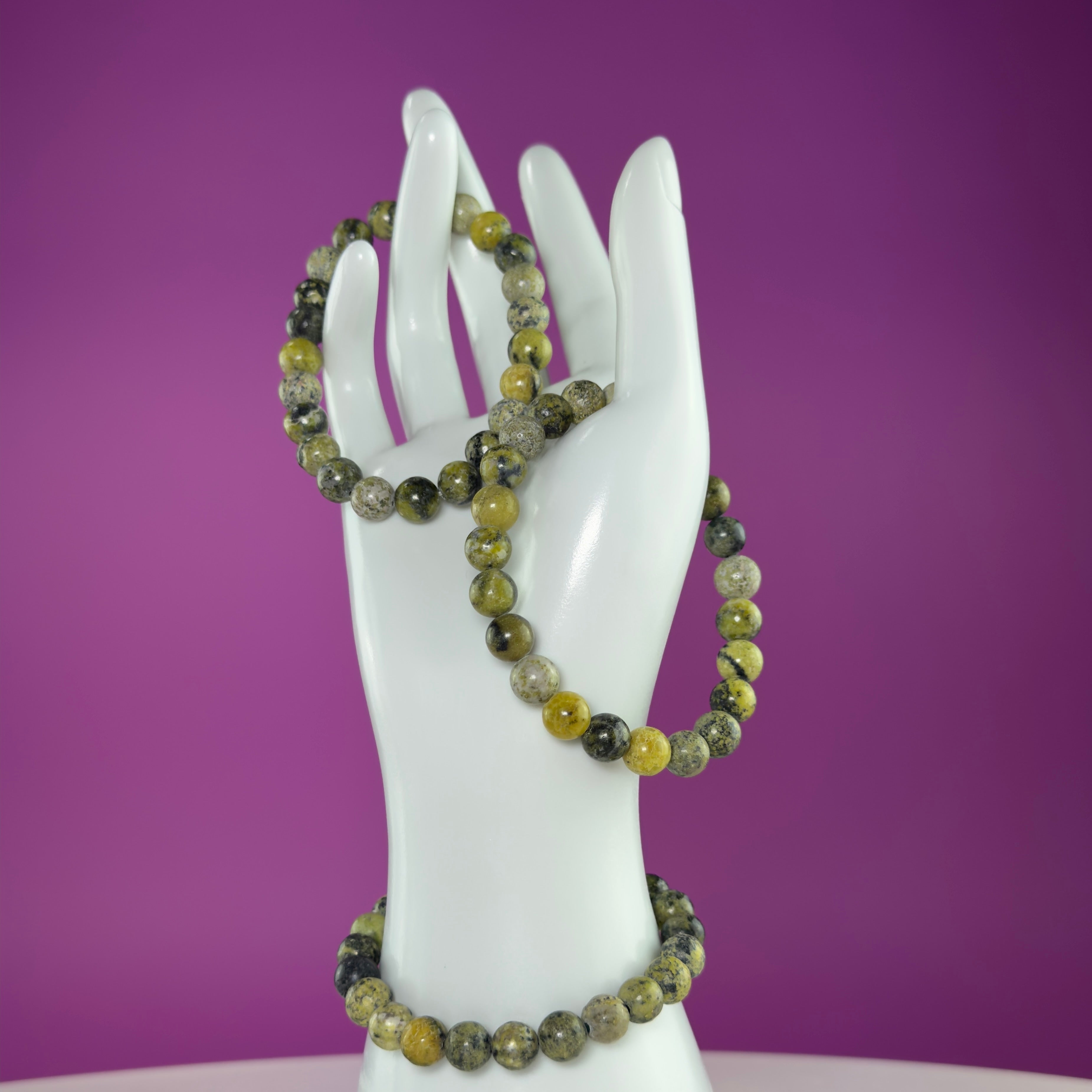 Serpentine 8mm Beaded Bracelet – Grounding & Protection Crystal