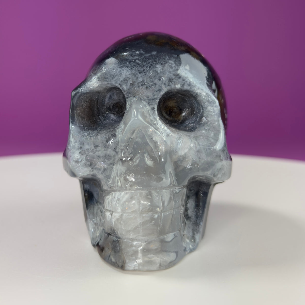 Volcanic Agate Skull – UV Reactive Green Glow – 501g