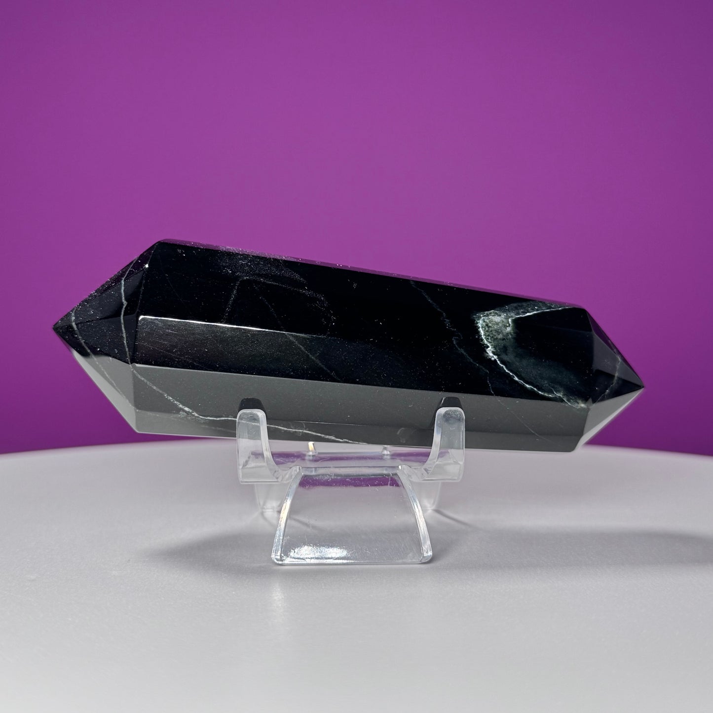 Black Nephrite Jade Vogel (Includes Acrylic Stand) (Western Australia)