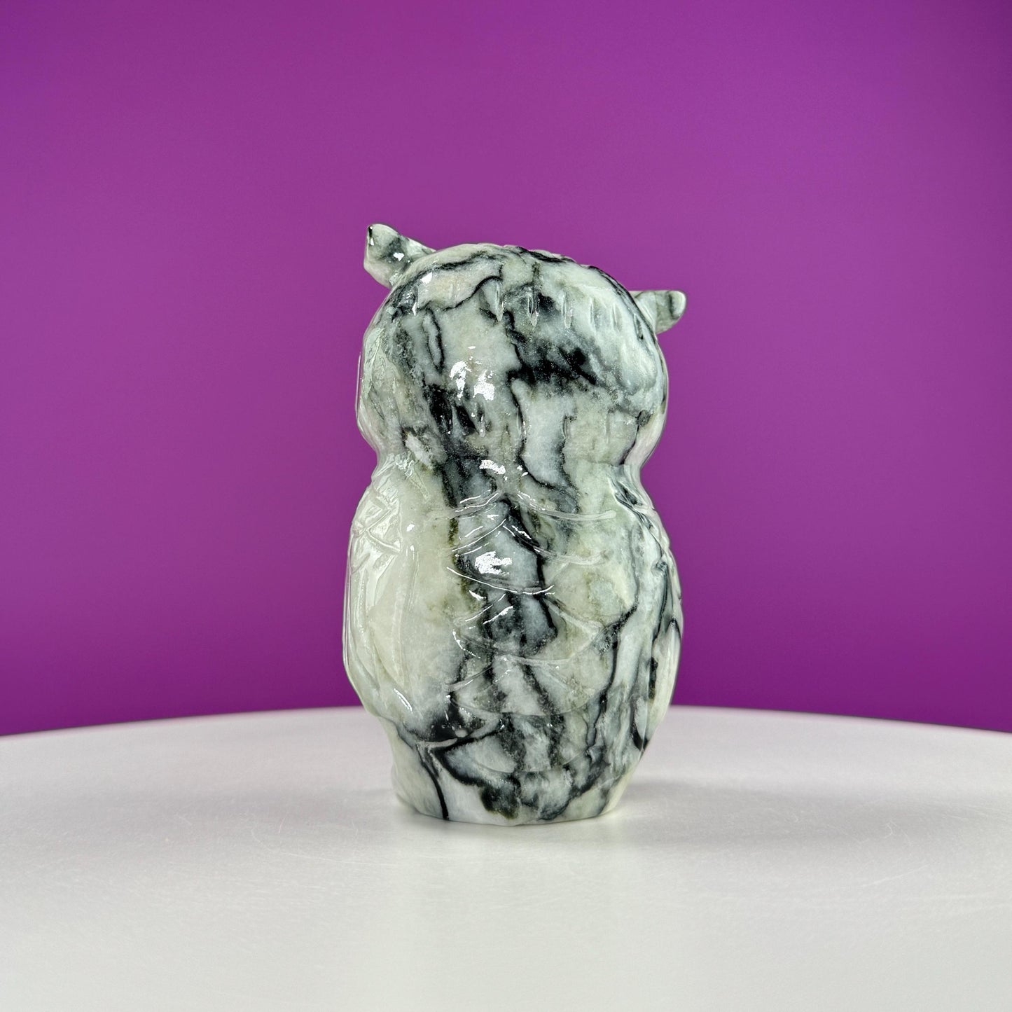 Serpentine with Quartz Owl Carving
