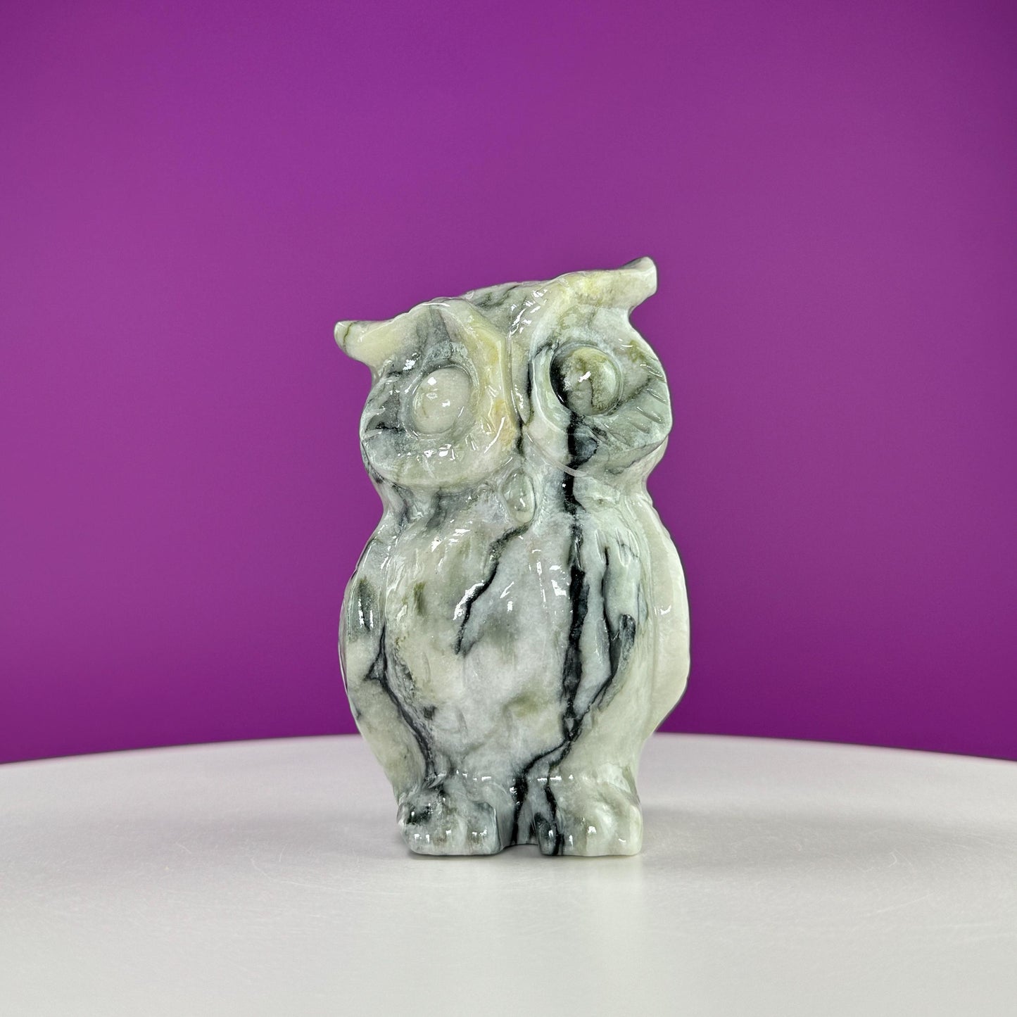 Serpentine with Quartz Owl Carving