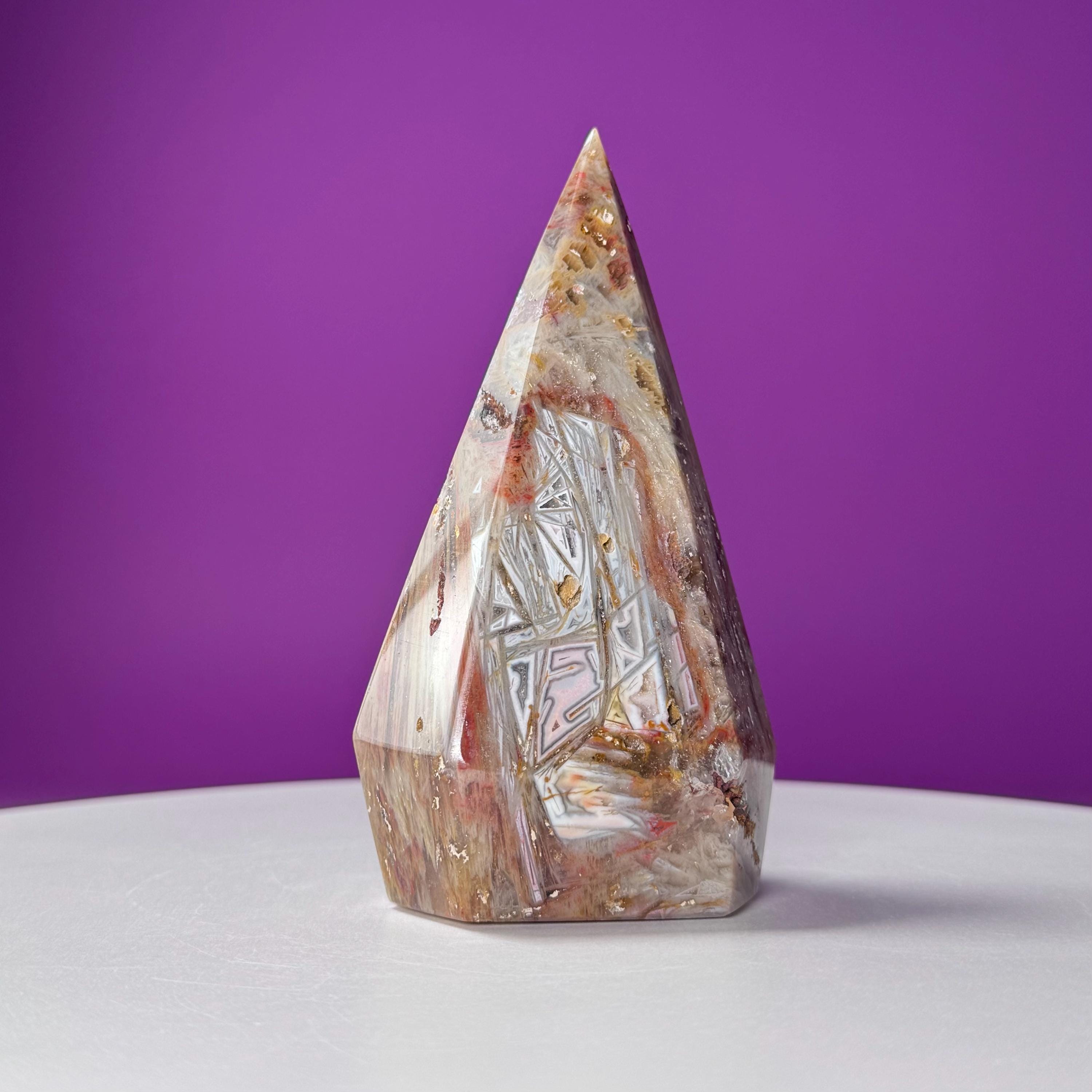 Sagenite Agate Diamond Carving (Brazil)
