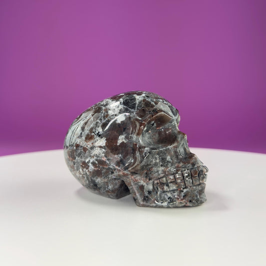 Yooperlite Skull Carving, UV Reactive