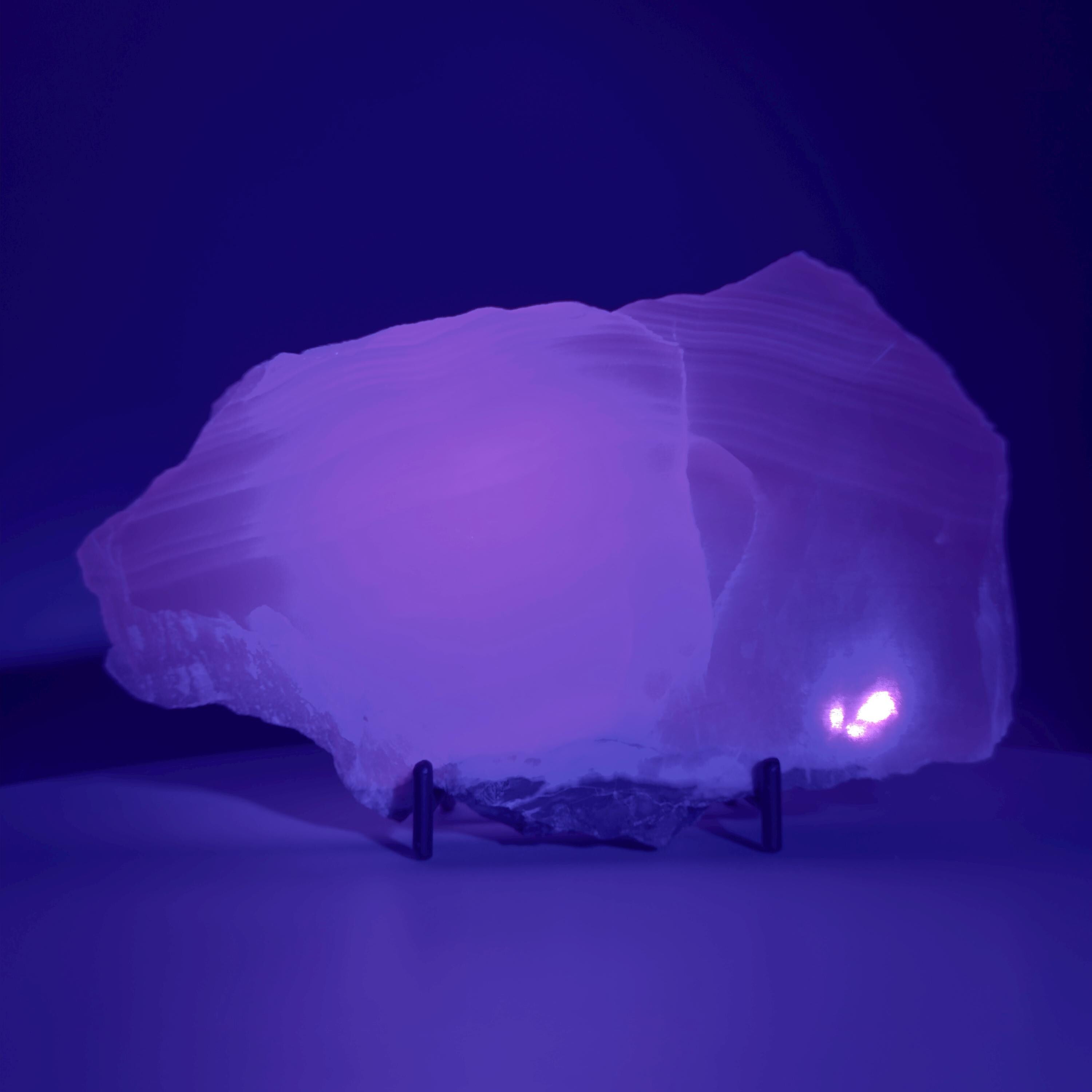 Green Calcite Slab (Mexico) (Includes Black Metal Stand)-UV Reactive