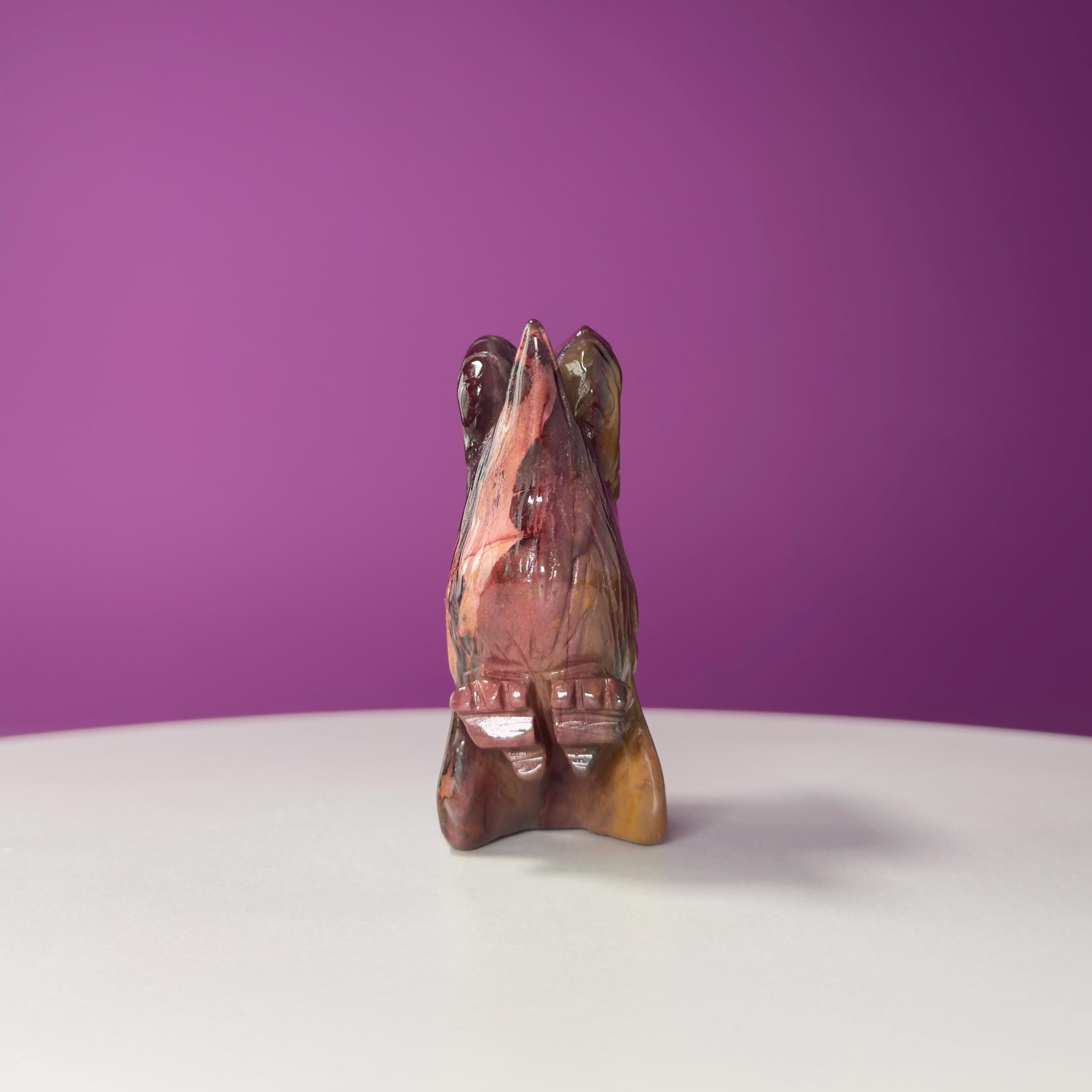 Mookaite Jasper Hummingbird Carving, Crystal Animal Carving, Balance & Strength Stone