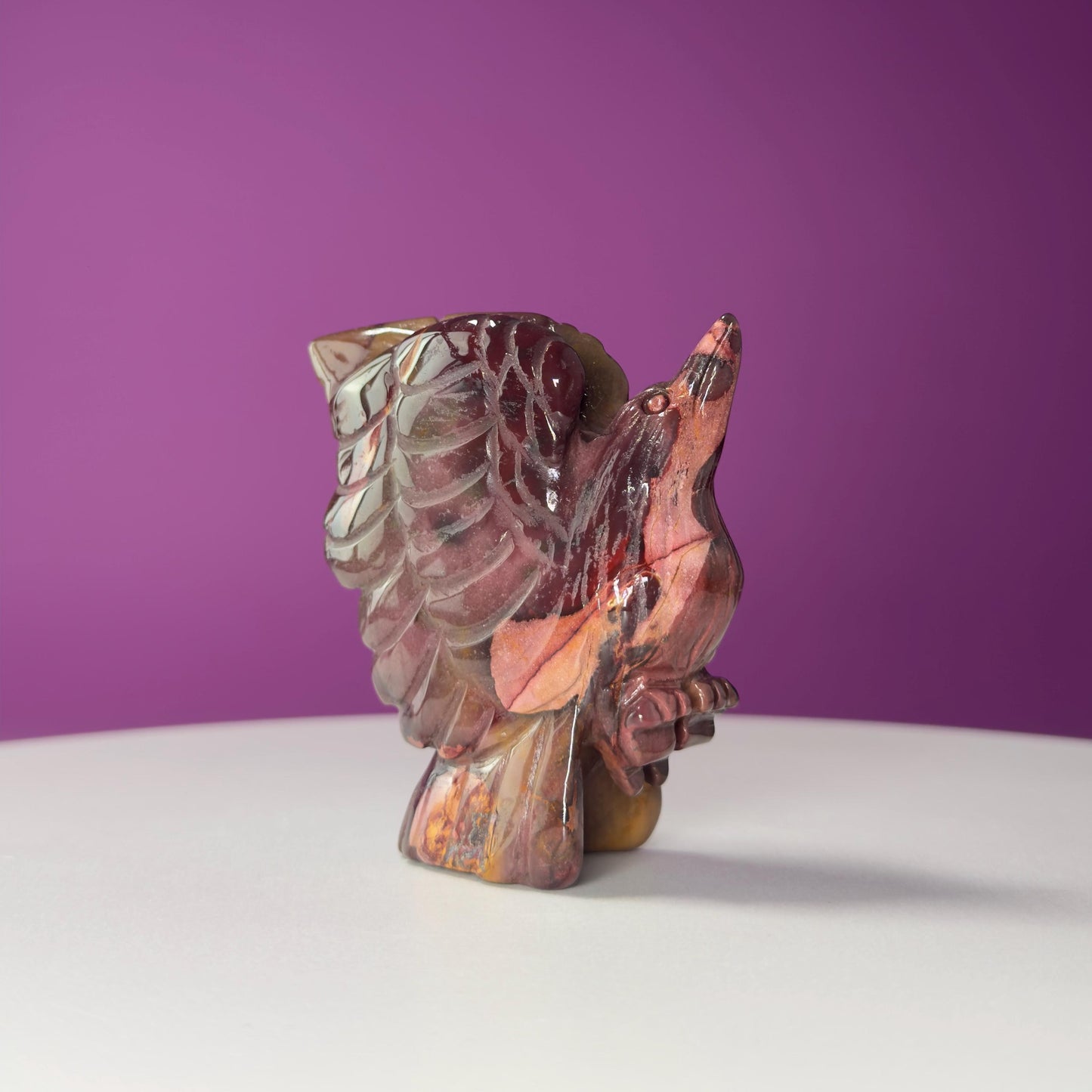 Mookaite Jasper Hummingbird Carving, Crystal Animal Carving, Balance & Strength Stone