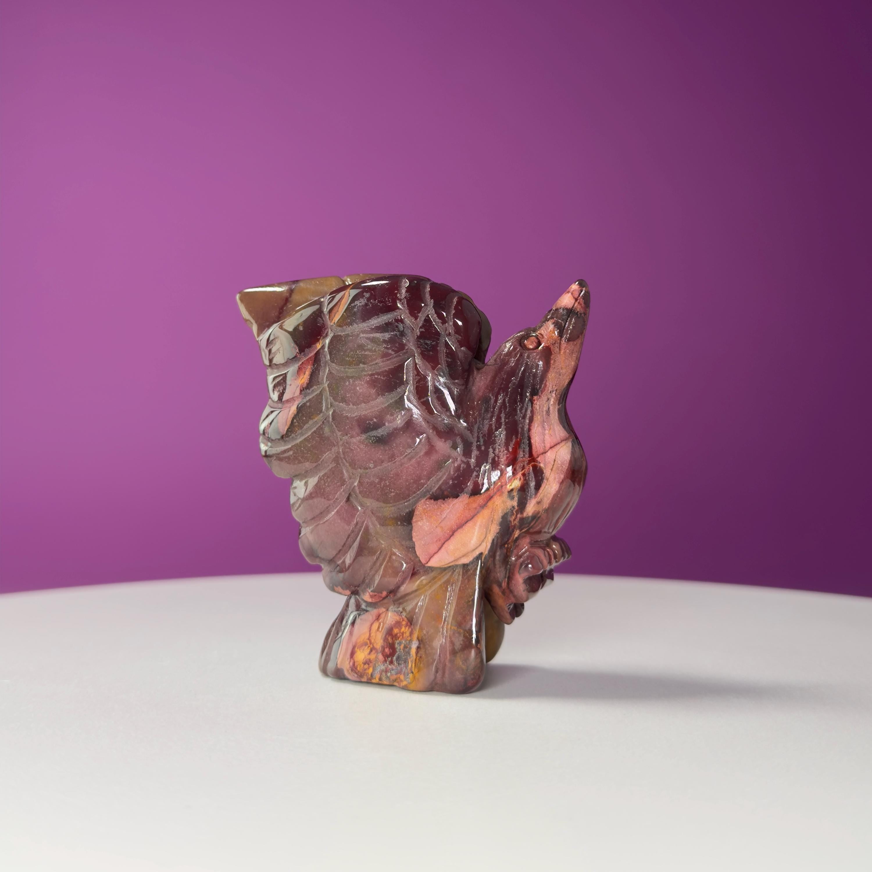 Mookaite Jasper Hummingbird Carving, Crystal Animal Carving, Balance & Strength Stone