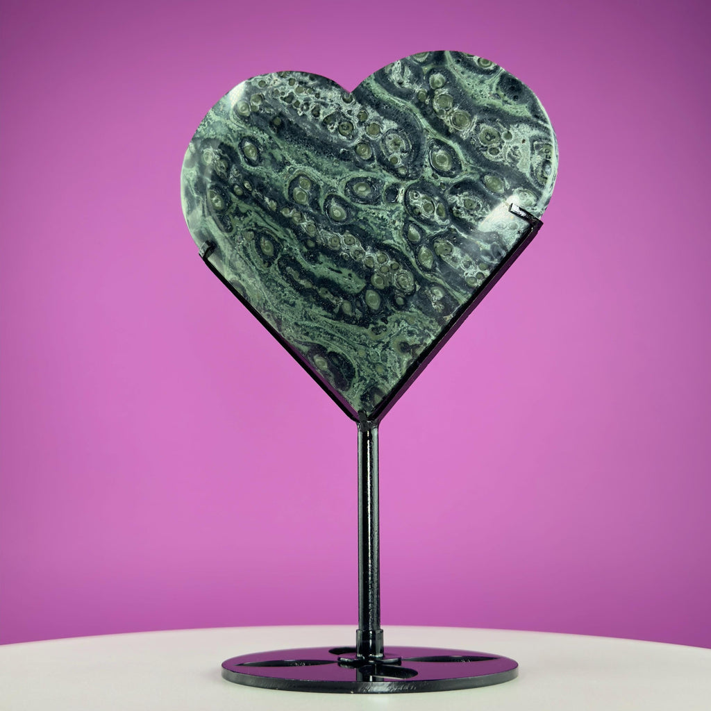 Kambaba Jasper Heart Carving (Includes Black Metal Stand)
