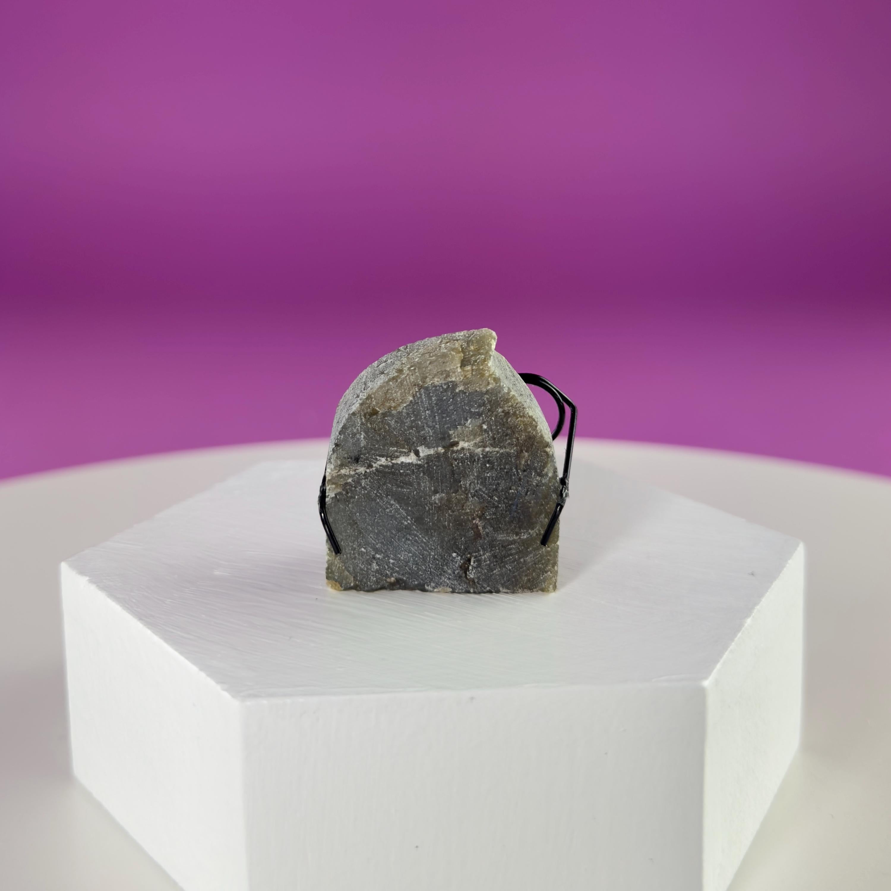 Crystal Desk Buddy – Mini Crystal Companion