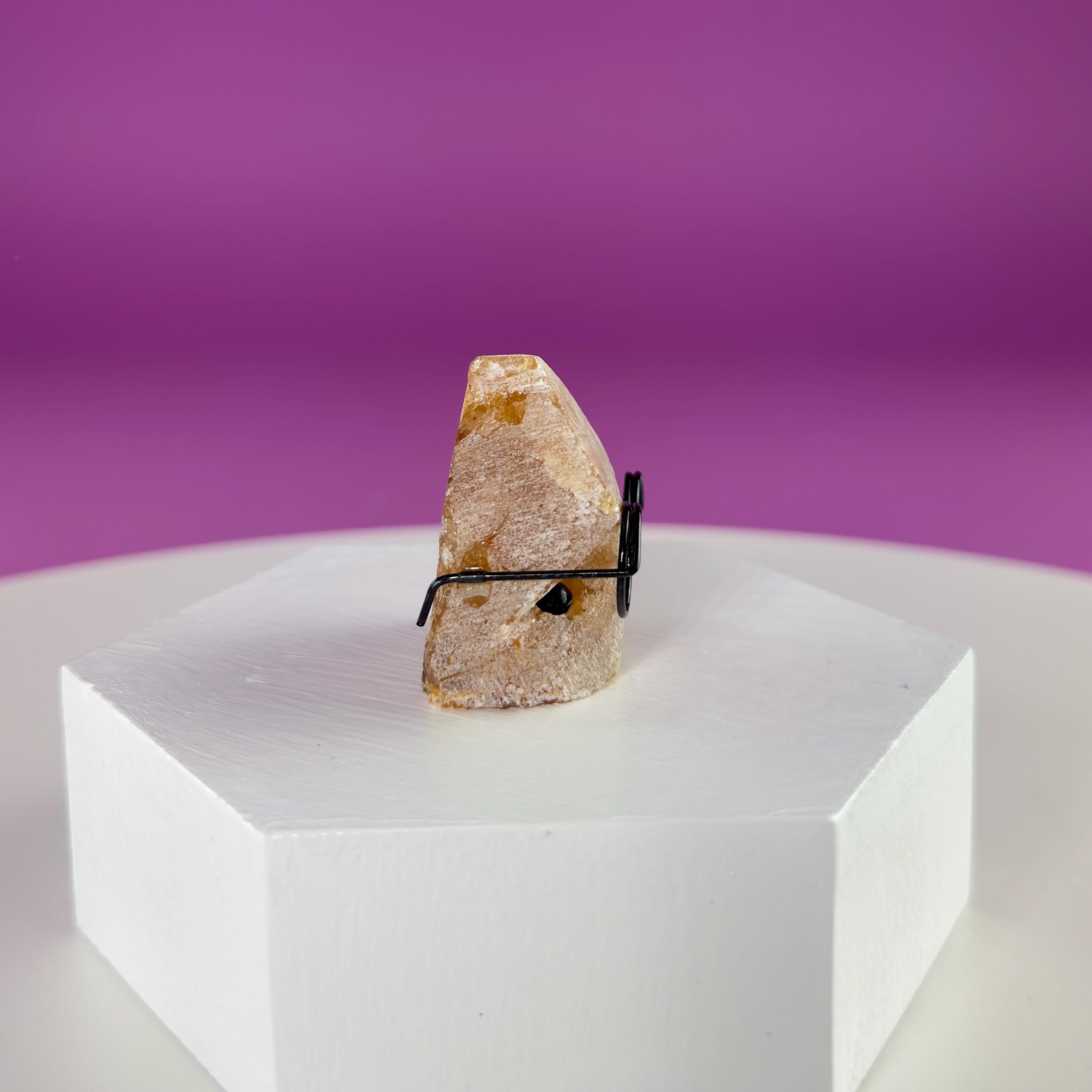 Crystal Desk Buddy – Mini Crystal Companion