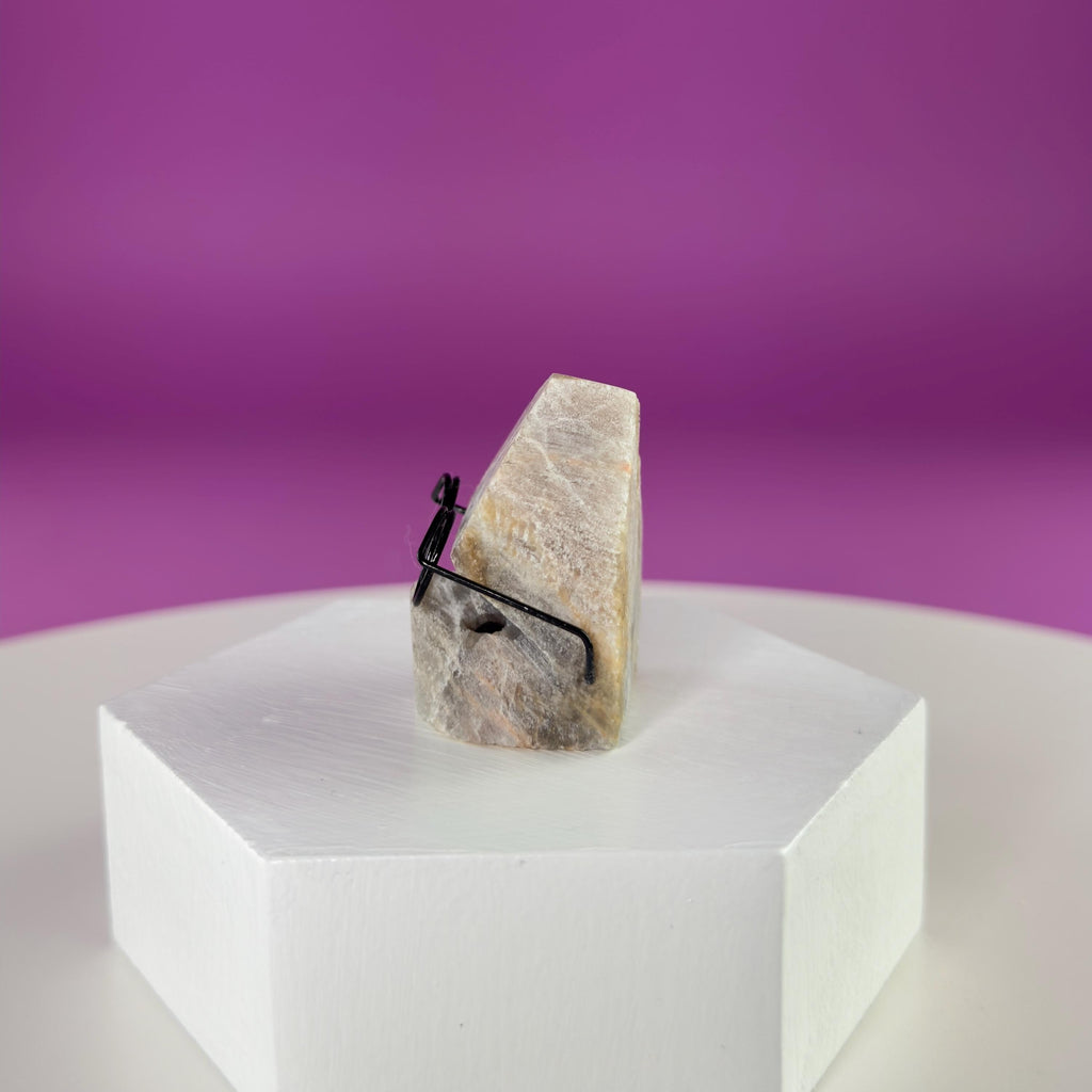 Crystal Desk Buddy – Mini Crystal Companion