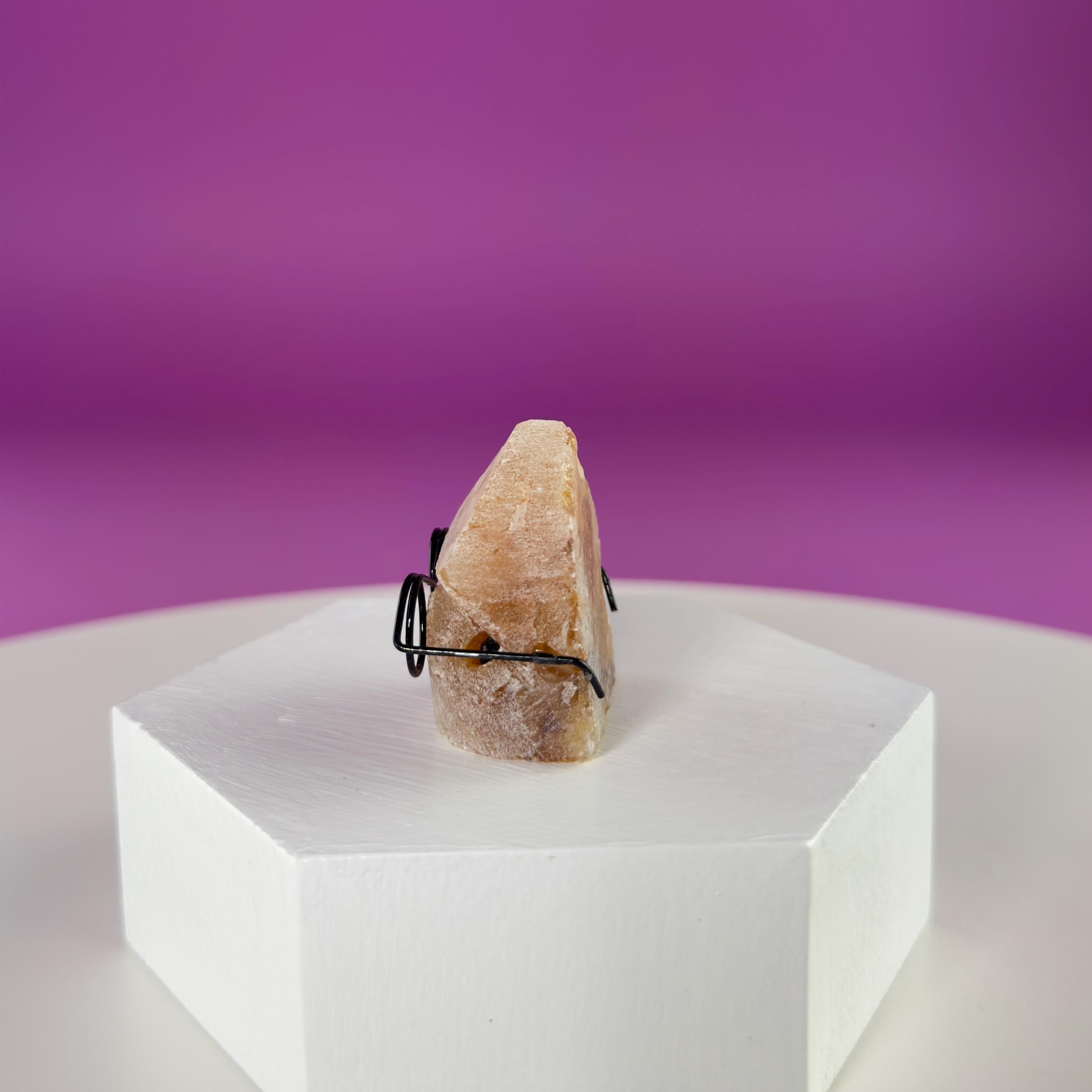 Crystal Desk Buddy – Mini Crystal Companion