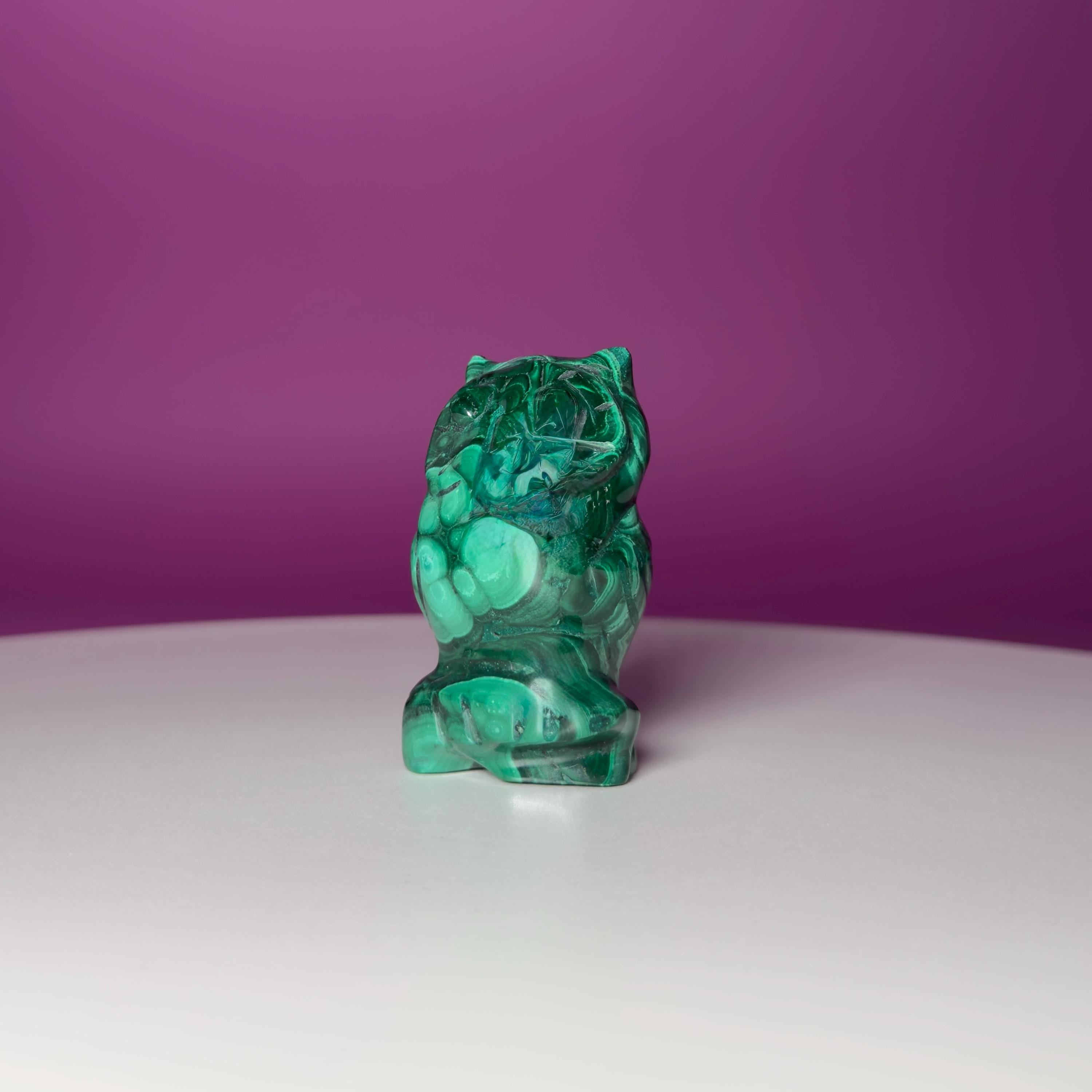 Malachite Owl Carving – Polished Green Crystal Owl Statue for Wisdom