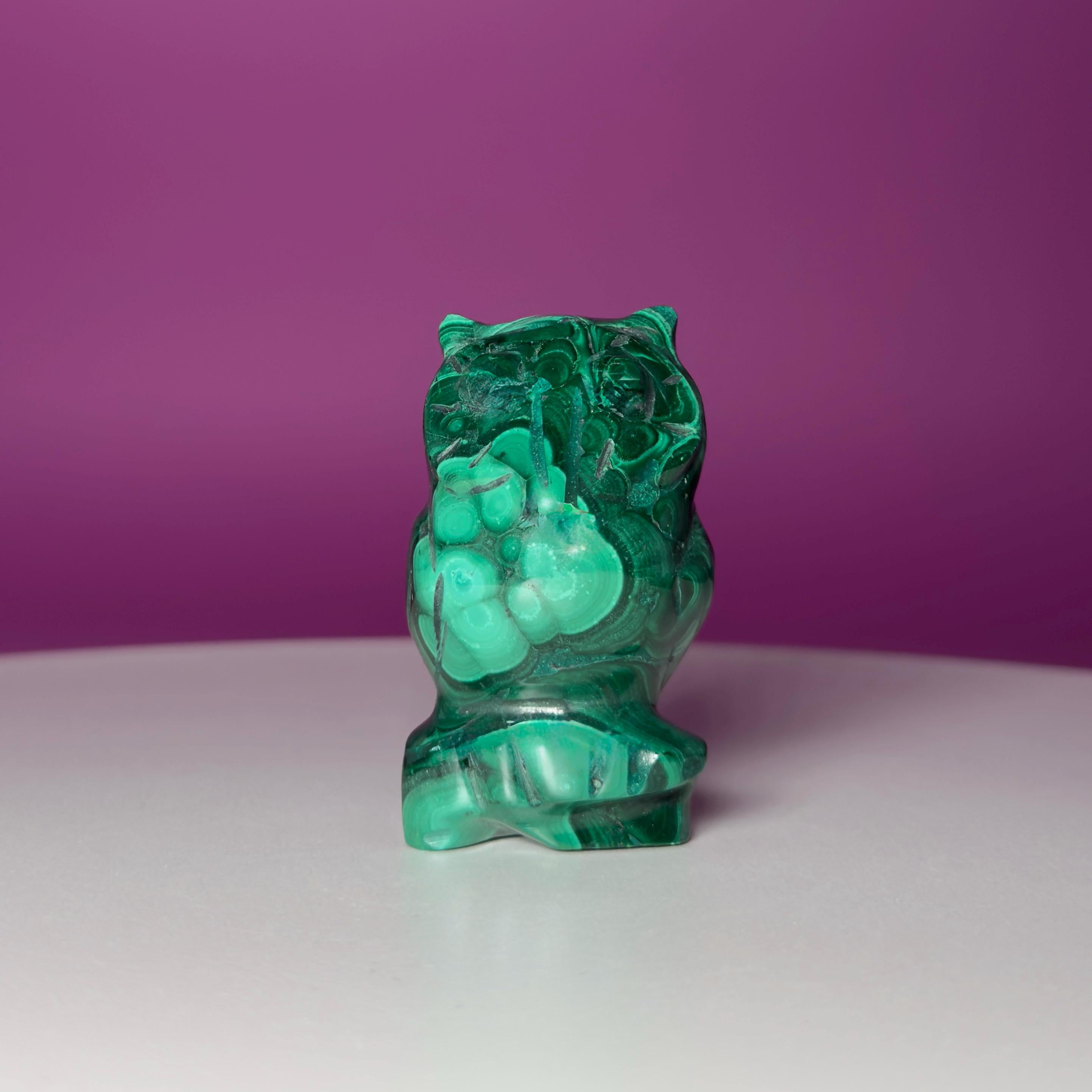 Malachite Owl Carving – Polished Green Crystal Owl Statue for Wisdom