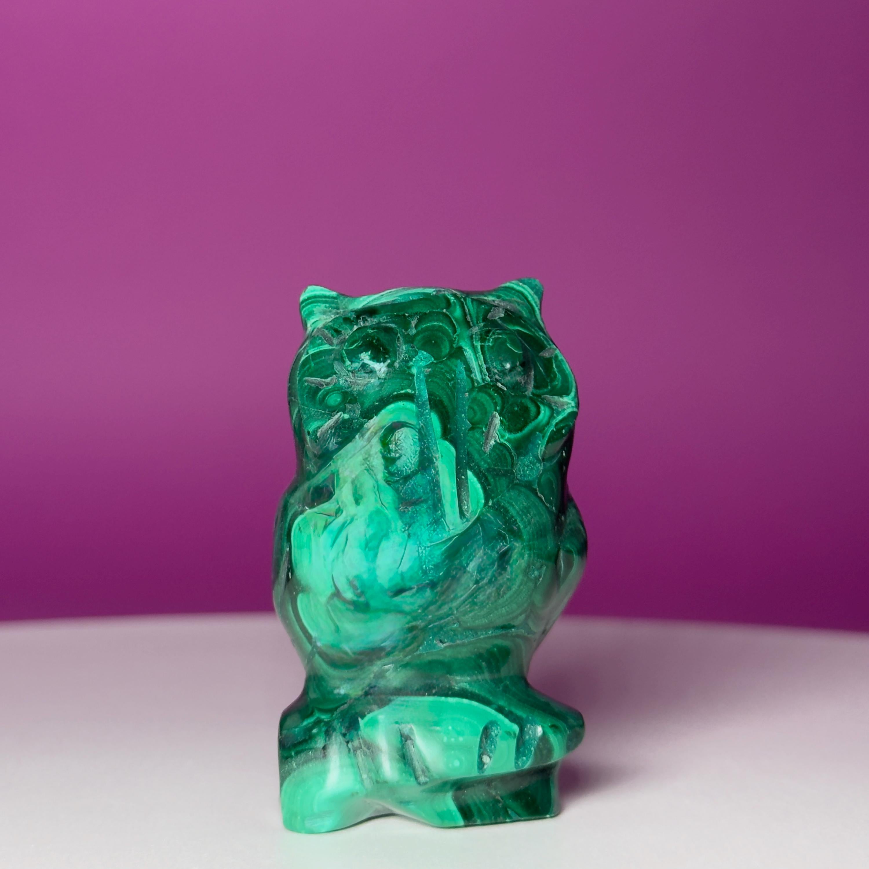 Malachite Owl Carving – Polished Green Crystal Owl Statue for Wisdom