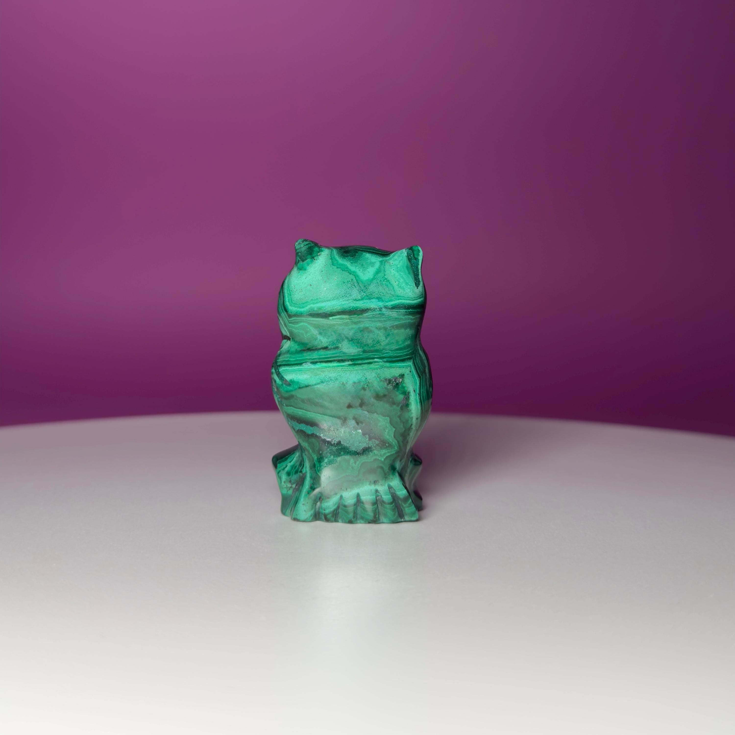 Malachite Owl Carving – Polished Green Crystal Owl Statue for Wisdom
