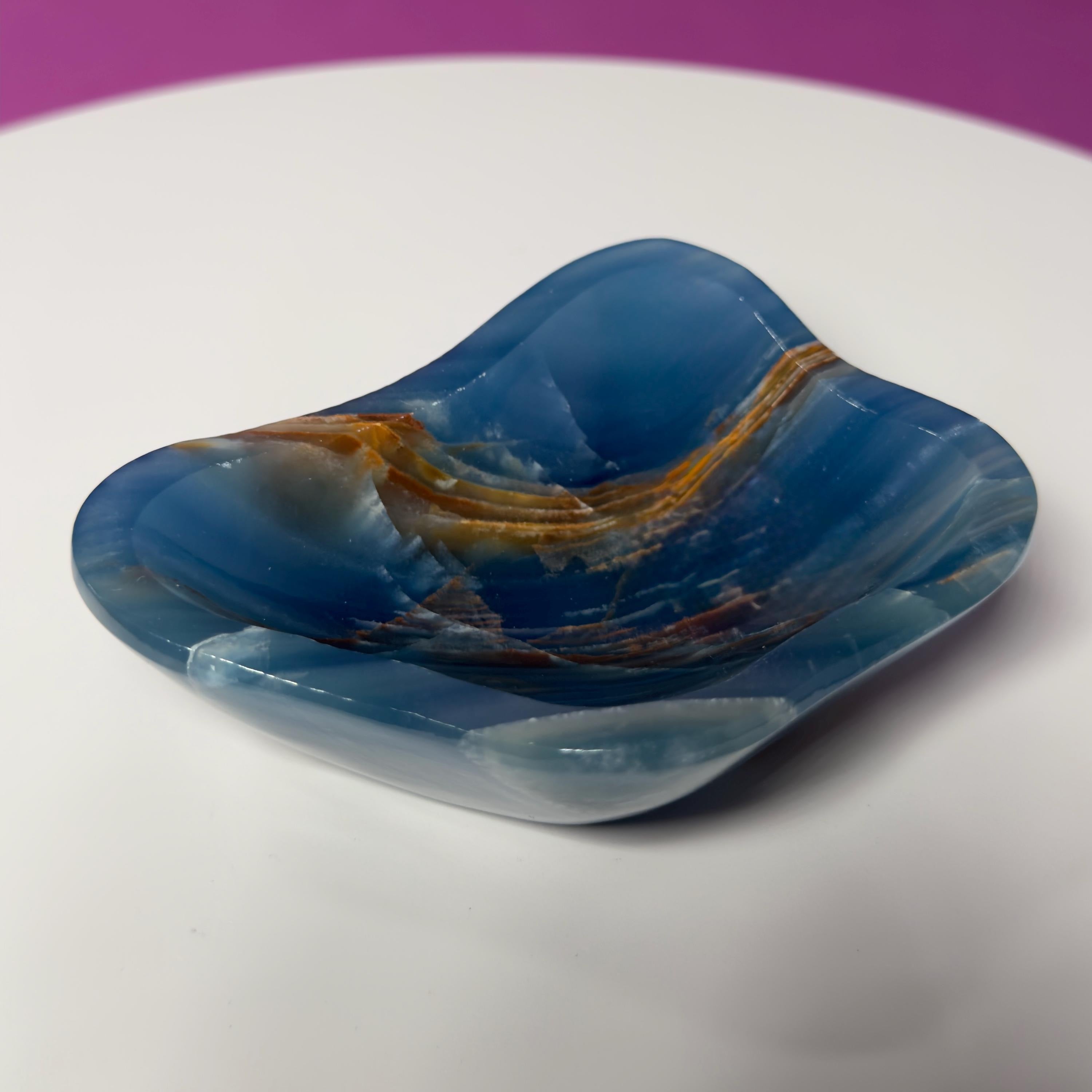 Blue Onyx Bowl – Crystal Dish for Jewelry, Energy Work & Décor