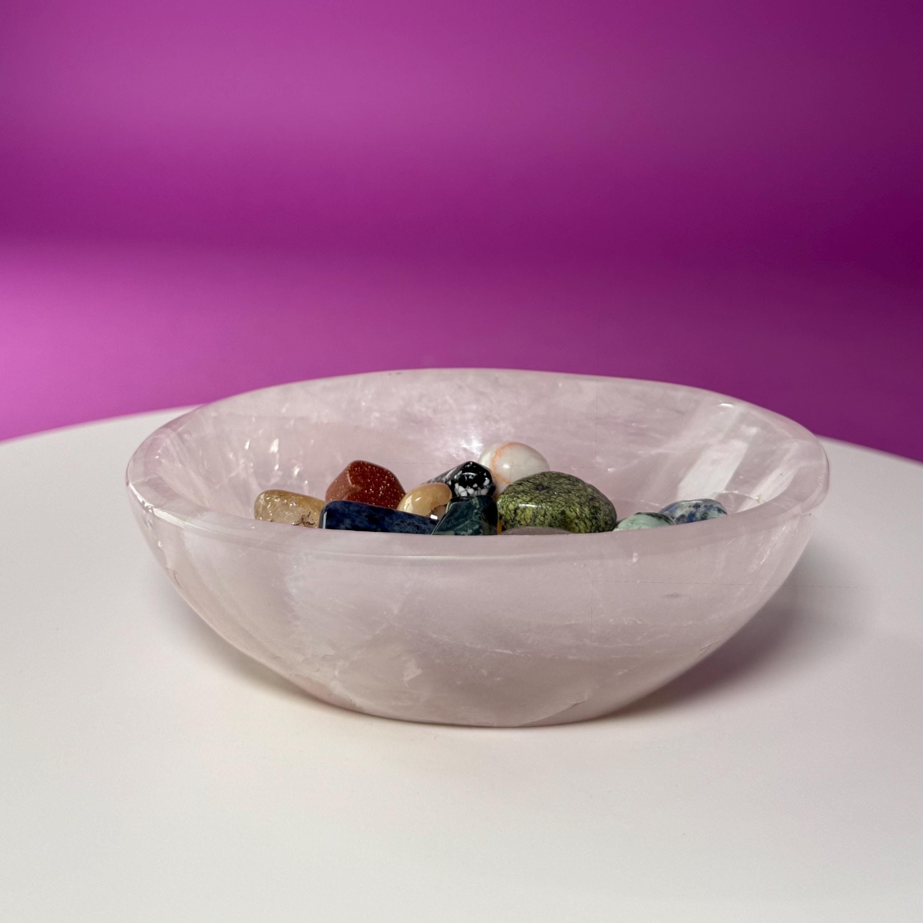 Rose Quartz Bowl – Crystal Offering Dish for Love, Healing & Intention