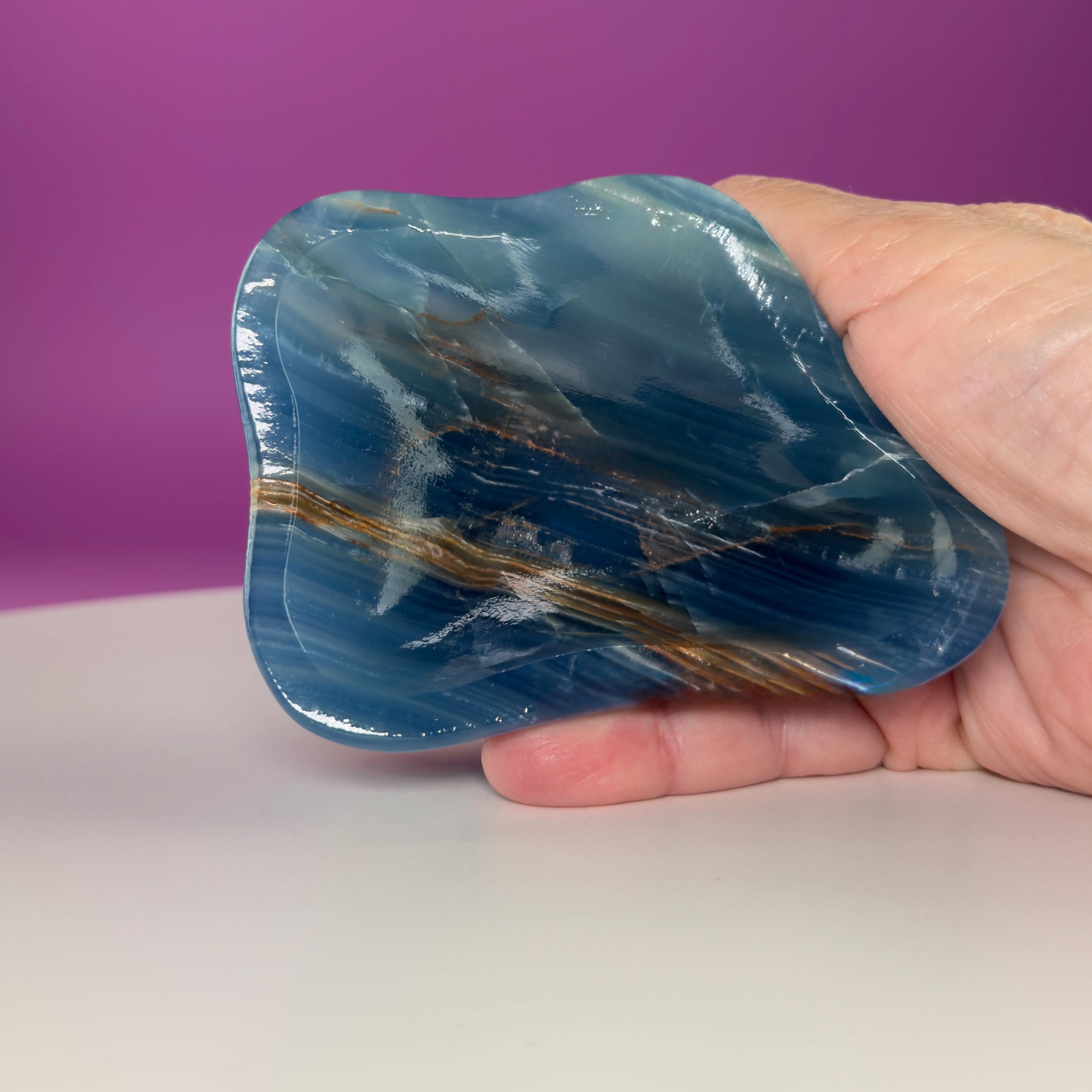 Blue Onyx Bowl – Crystal Dish for Jewelry, Energy Work & Décor