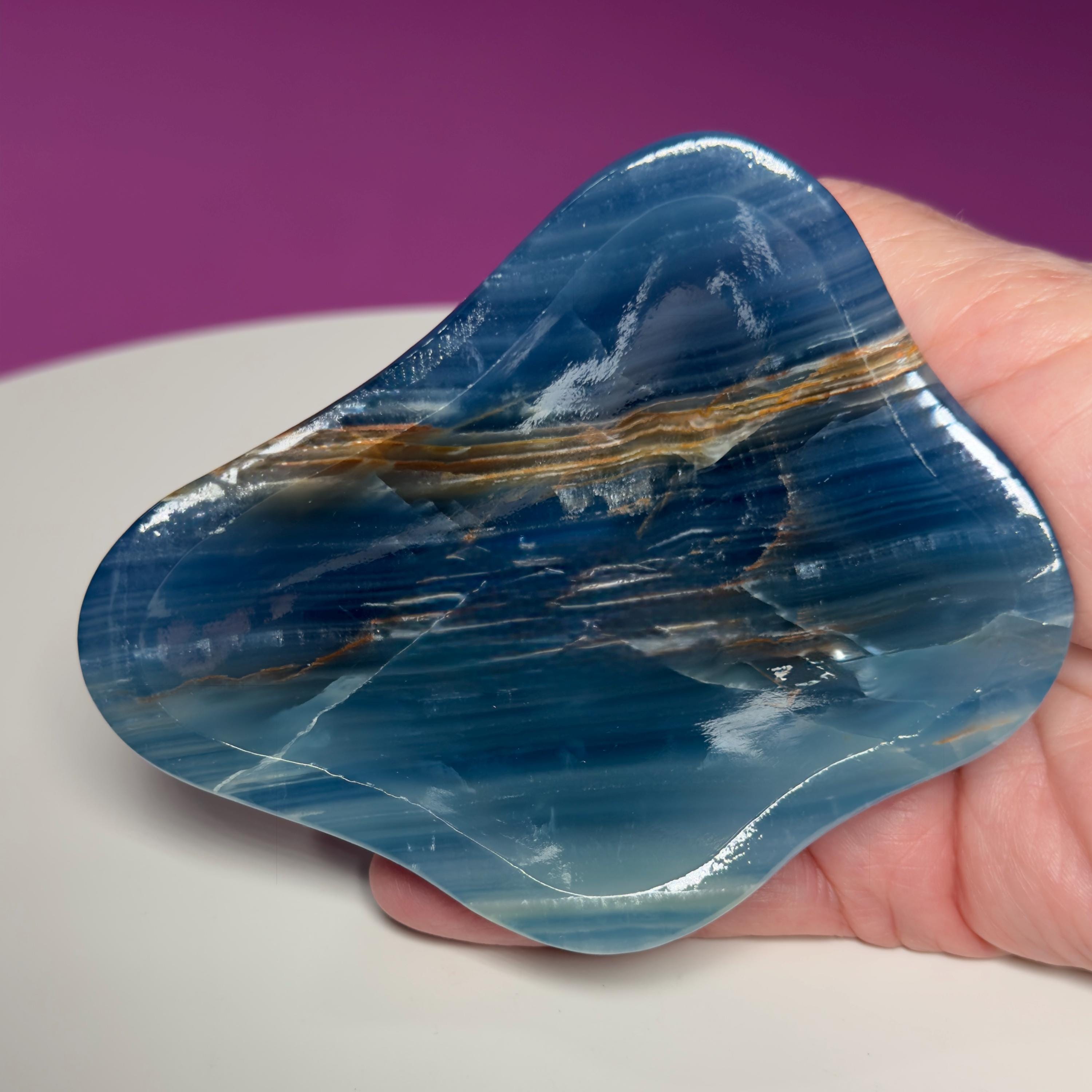 Blue Onyx Bowl – Crystal Dish for Jewelry, Energy Work & Décor