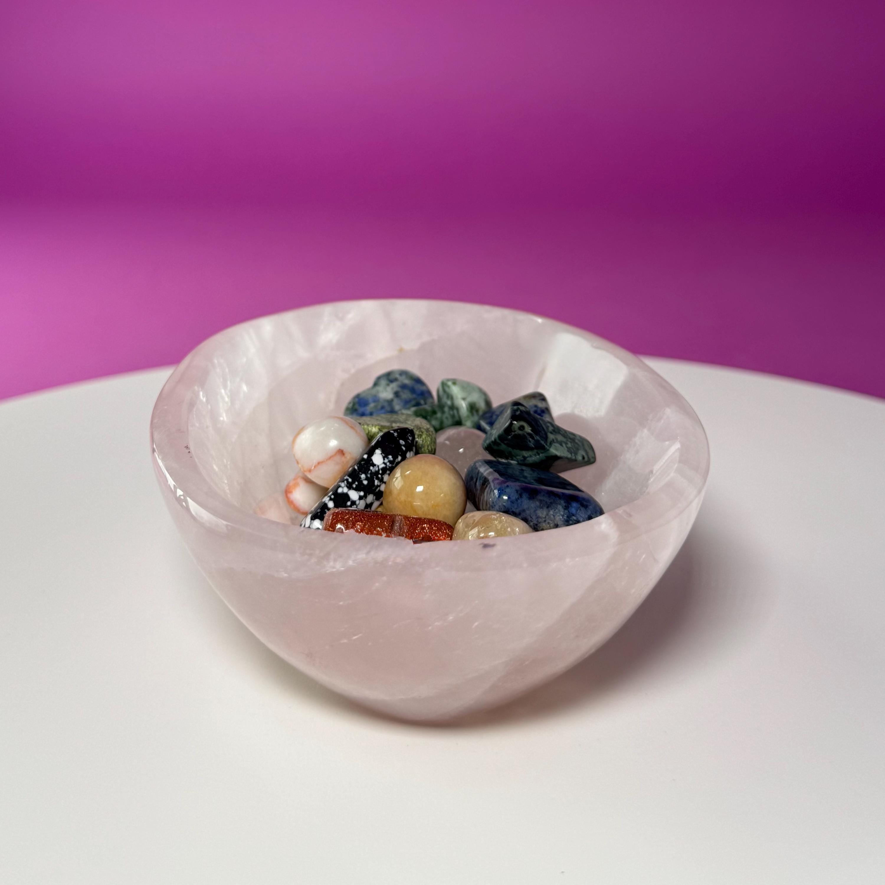 Rose Quartz Bowl – Crystal Offering Dish for Love, Healing & Intention
