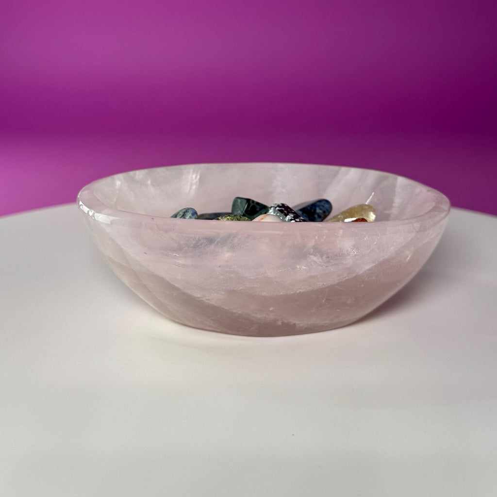 Rose Quartz Bowl – Crystal Offering Dish for Love, Healing & Intention