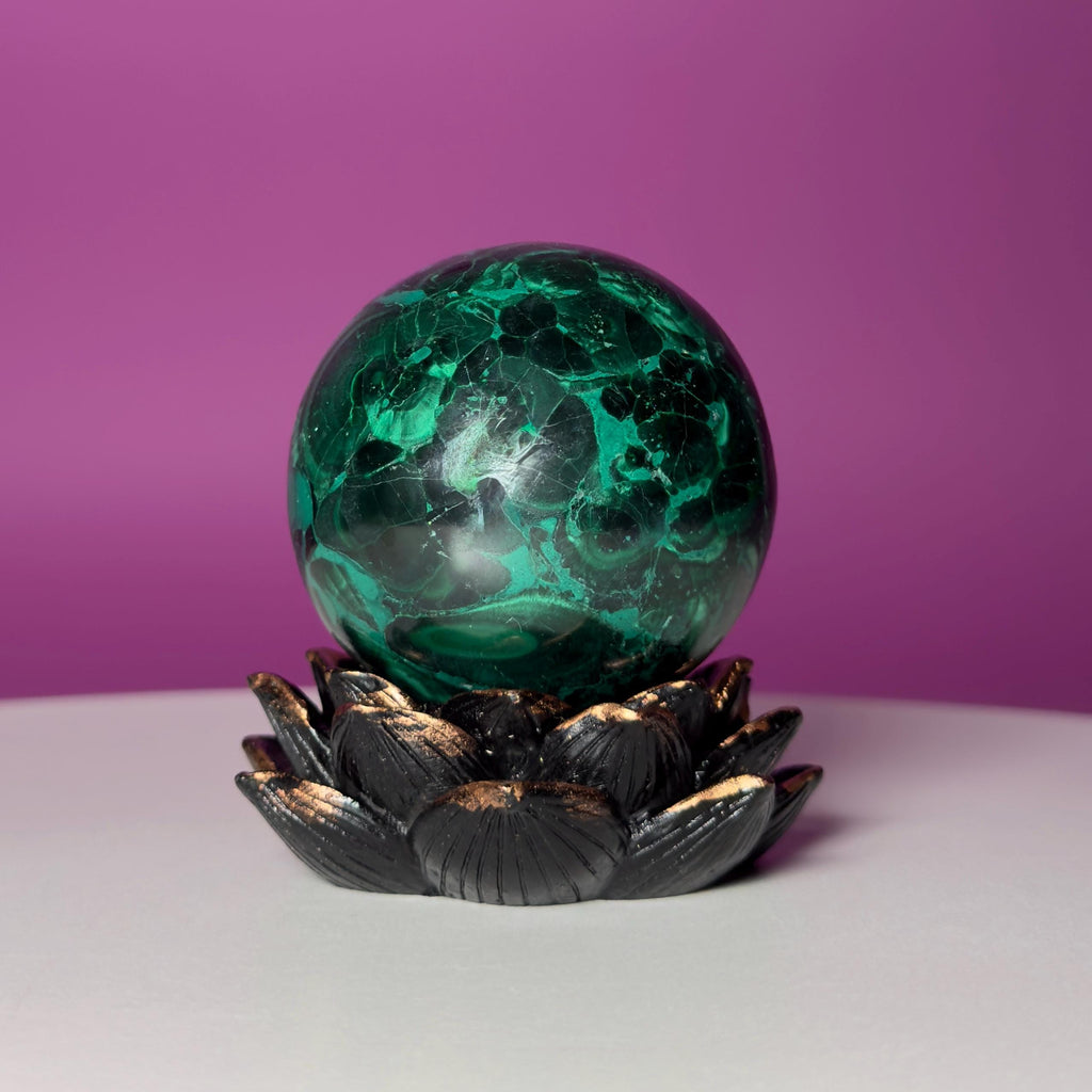 Malachite Sphere on Lotus Flower Stand – 248g