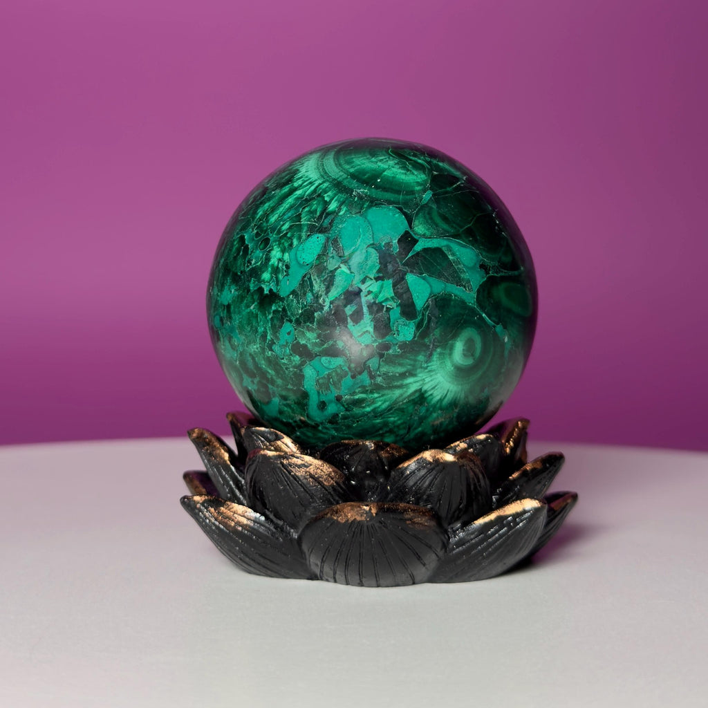 Malachite Sphere on Lotus Flower Stand – 248g