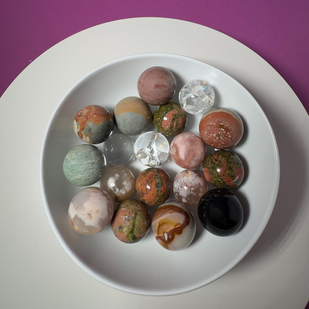 Wholesale Mini Crystal Sphere Lot – 18 Mixed Stone Spheres