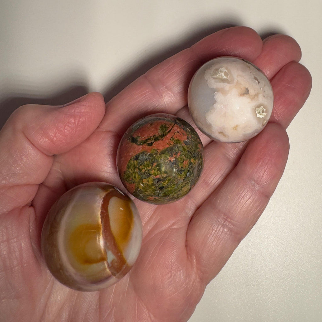 Wholesale Mini Crystal Sphere Lot – 18 Mixed Stone Spheres