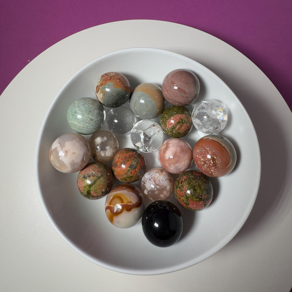 Wholesale Mini Crystal Sphere Lot – 18 Mixed Stone Spheres